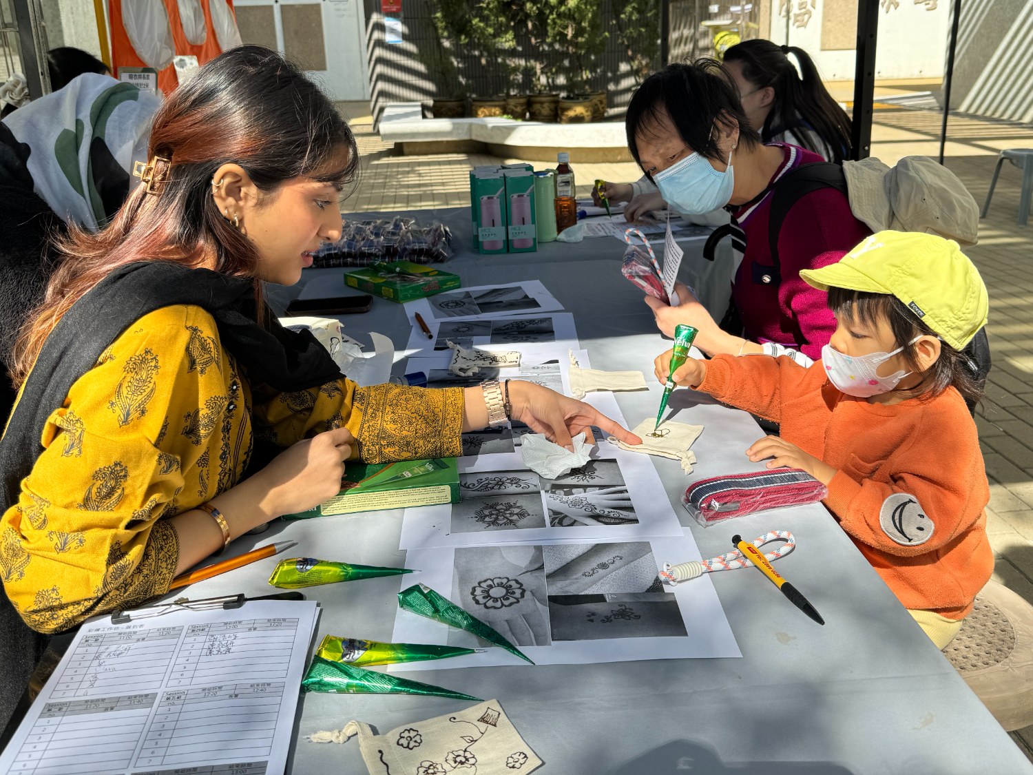 請即報名參加綠活慈康樂同行,成為義工 Volunteer for now