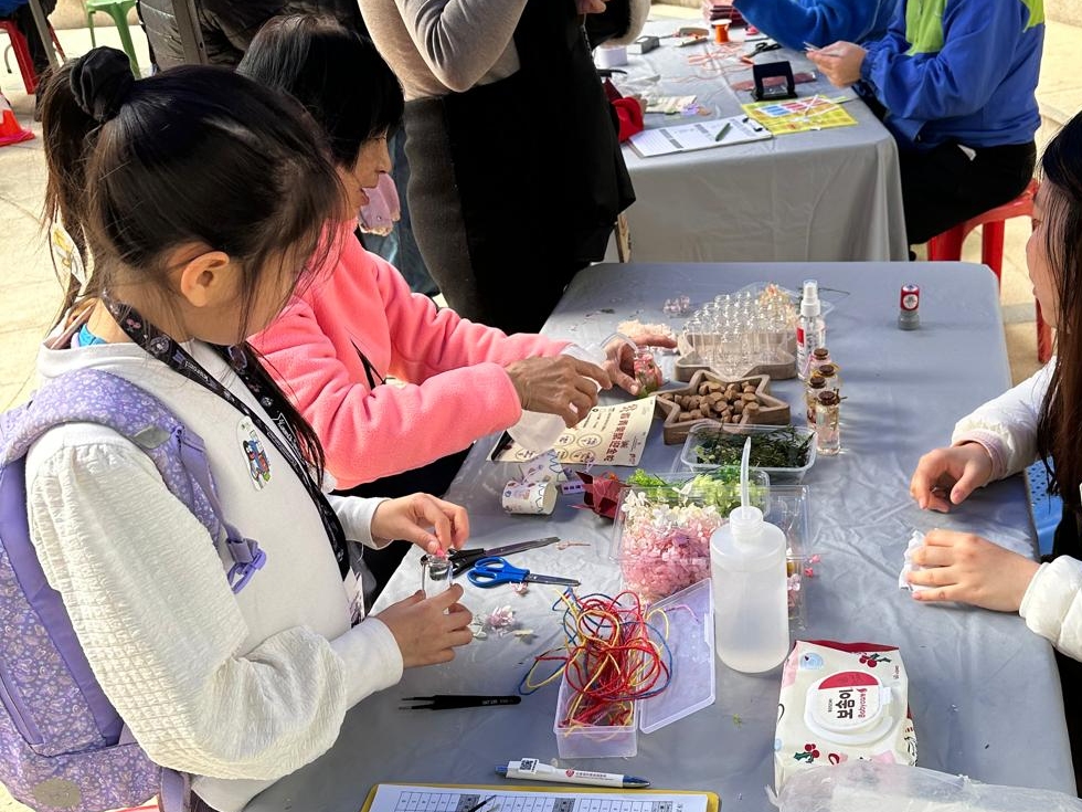 請即報名參加連翠耆青樂童行,成為義工 Volunteer for now