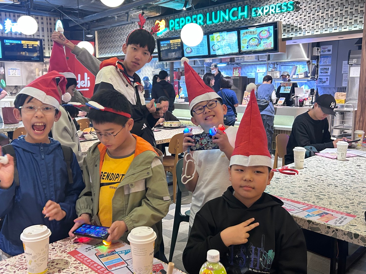 請即報名參加【一團火】聖誕活動義工，成為義工 Volunteer for  now
