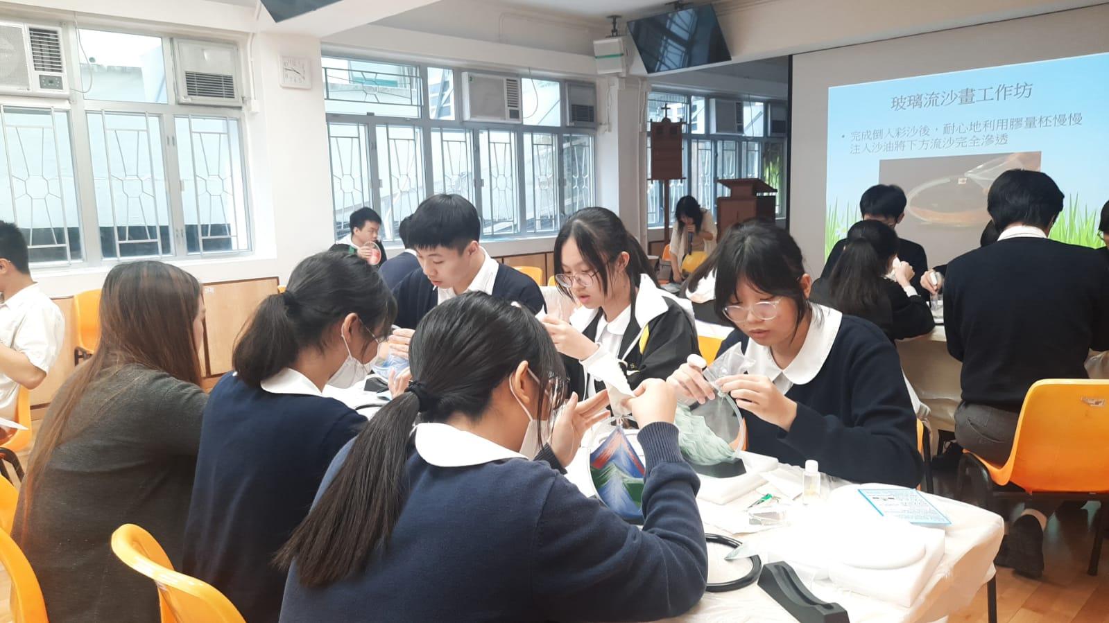 請即報名參加，成為義工 Volunteer for Students Art Workshop Facilitator  now