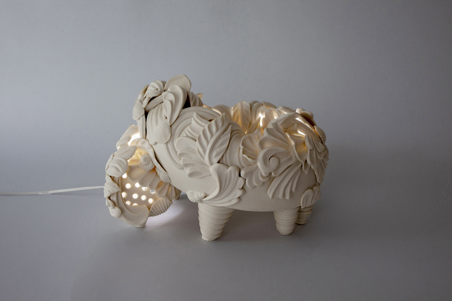 Jo Taylor Ensconced LED lit porcelain 2022 image credit Jeni Meade lo res