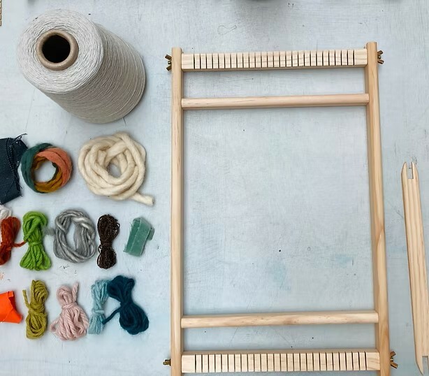 Loom weaving