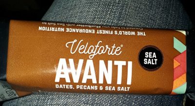 Avanti Dates, Pecans & Salt