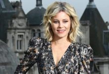 Elizabeth Banks to star in and direct The Invisible Woman film