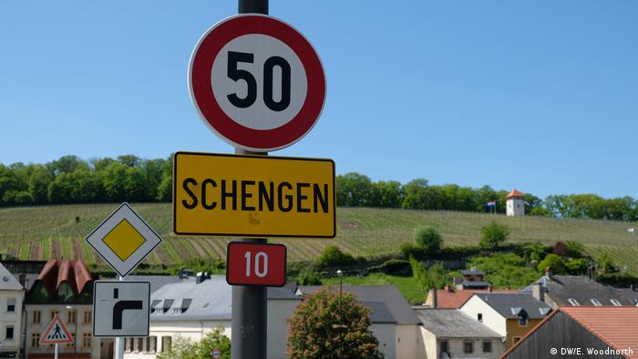 Schengen road sign