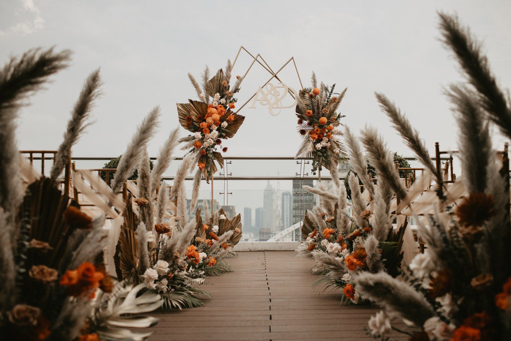 White Wedding Decor & More - Trắng tinh khôi ngày về chung đôi