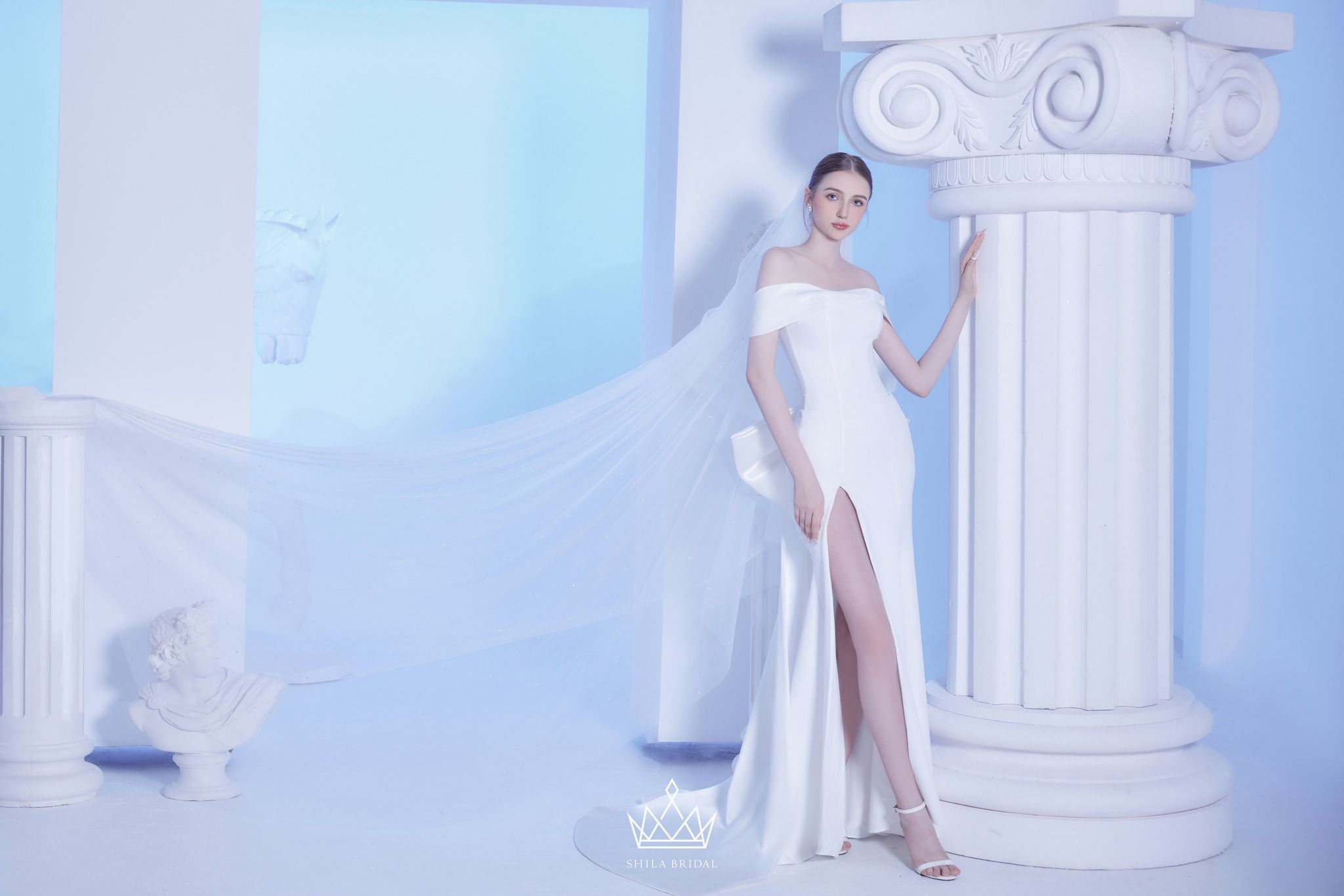 Hóa thân công chúa trong chiếc váy cưới nhà Shila Bridal