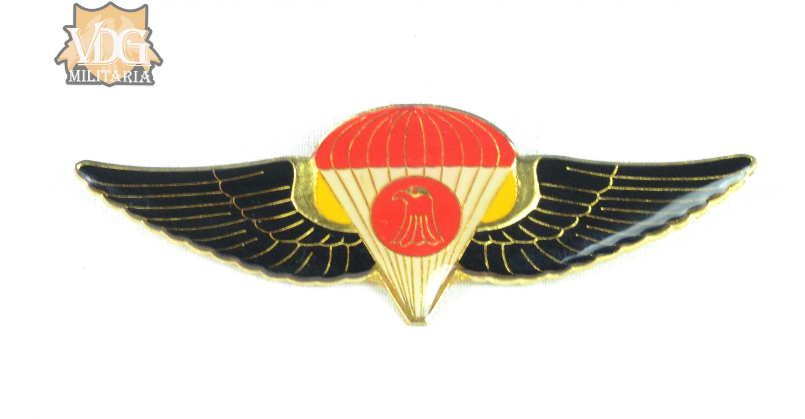 Iraqi Army ( Special Forces ) Airborne Parachute Jump Wings Badge