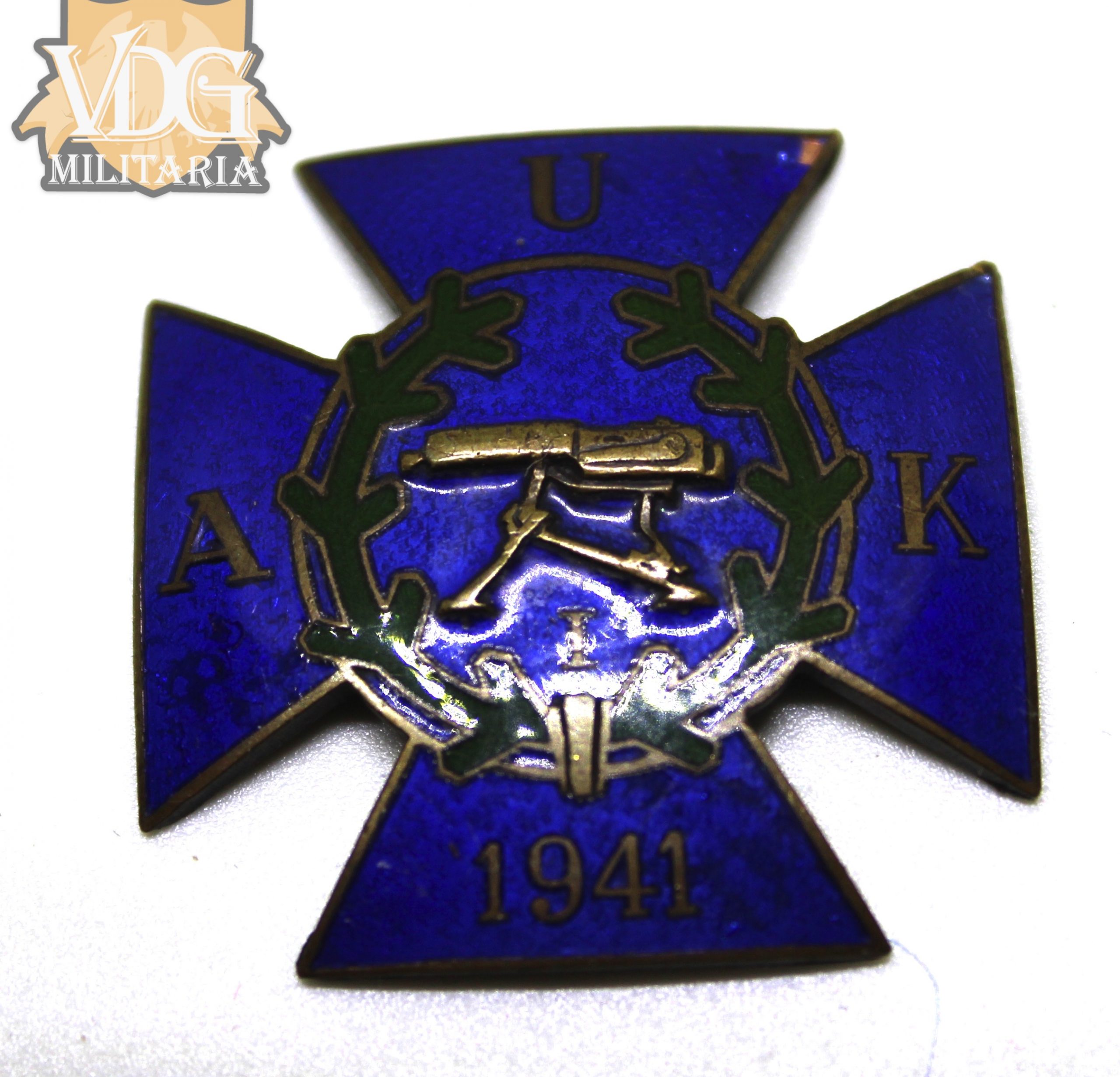 WW2 Era 1941 Finnish Blue Cross Enamel Machine Gun Badge A.U.K.