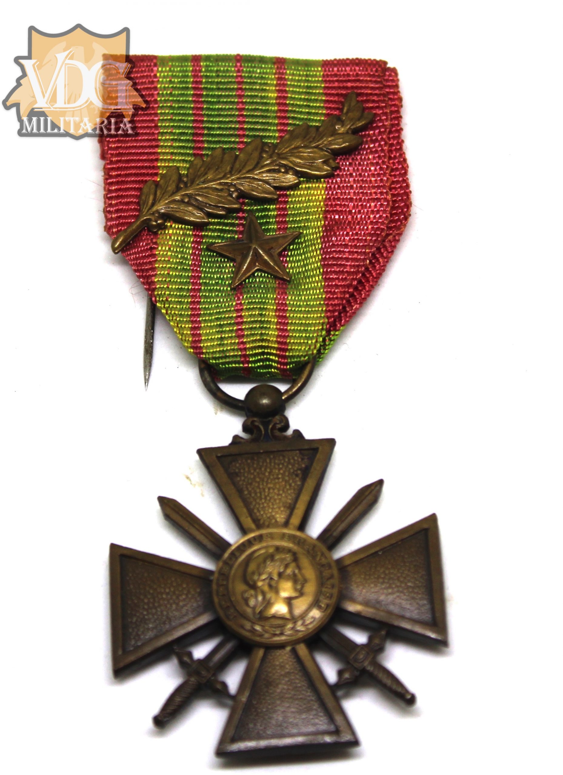 WW2 French Croix de guerre 1939–1945 Medal