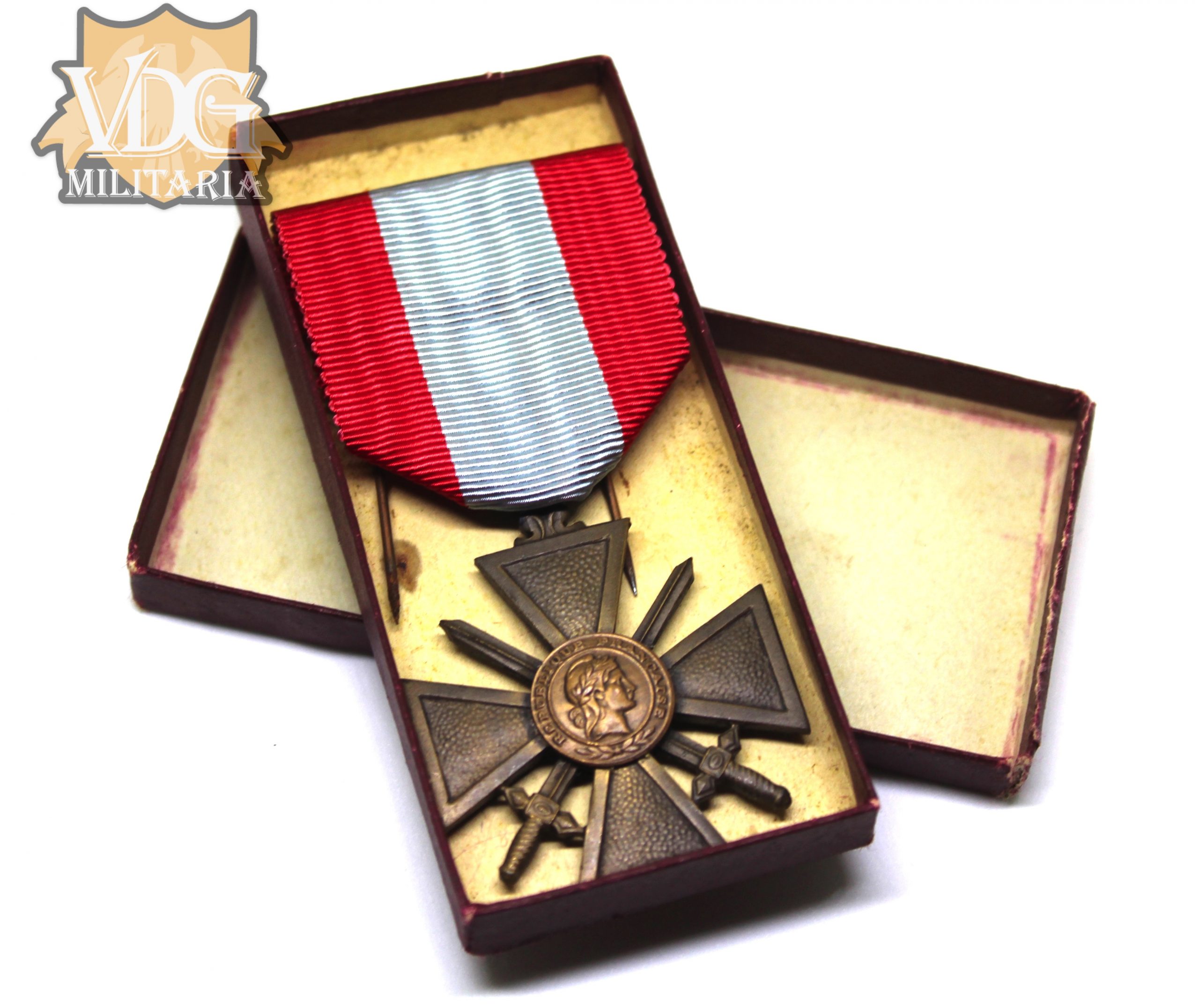 Cased French Croix de guerre des théâtres d’opérations extérieurs (War Cross for foreign operational theatres)