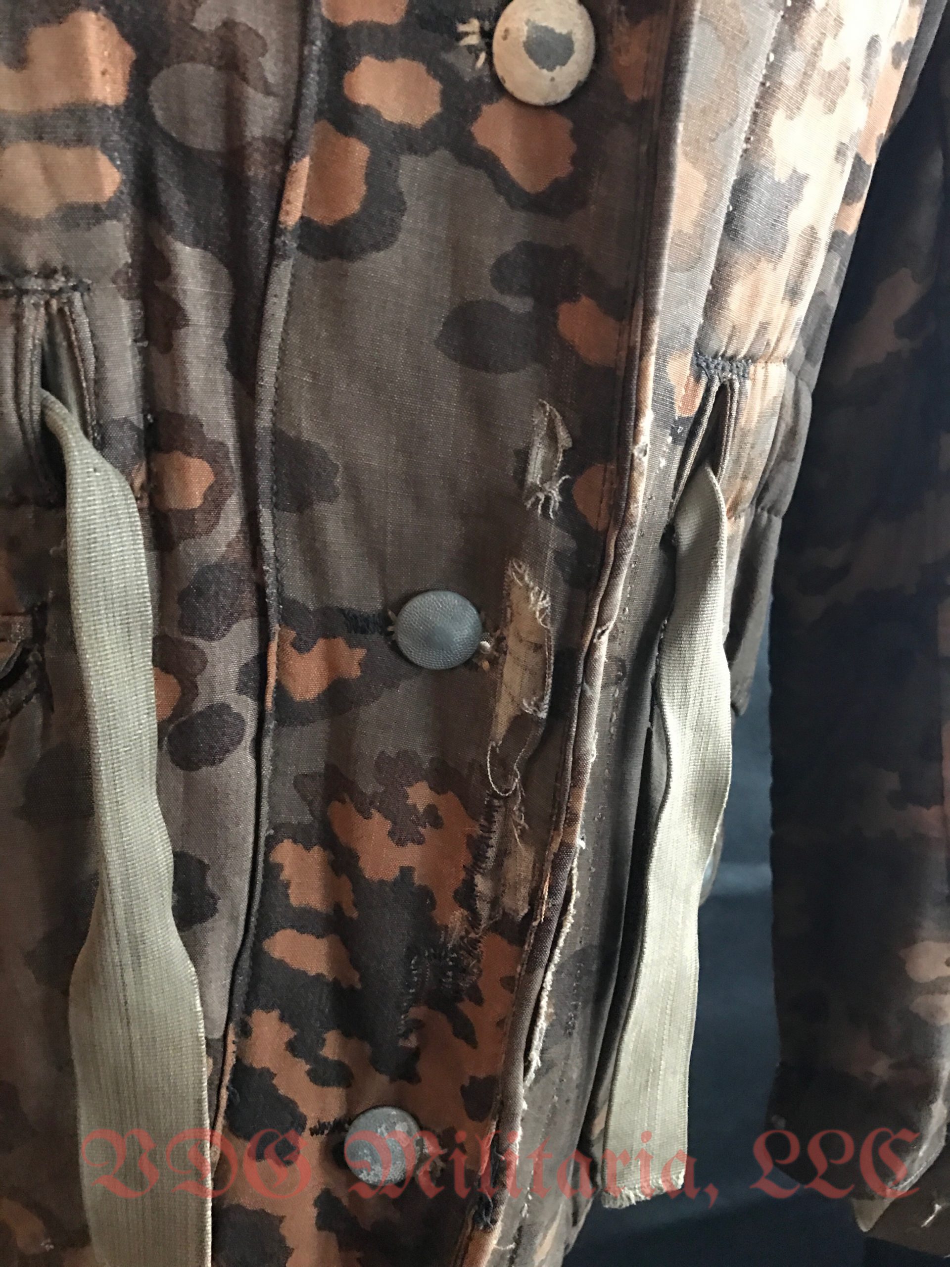 WW2 German Waffen-SS Fall Reversible Parka with modified collar and Combat Repairs - Image 3