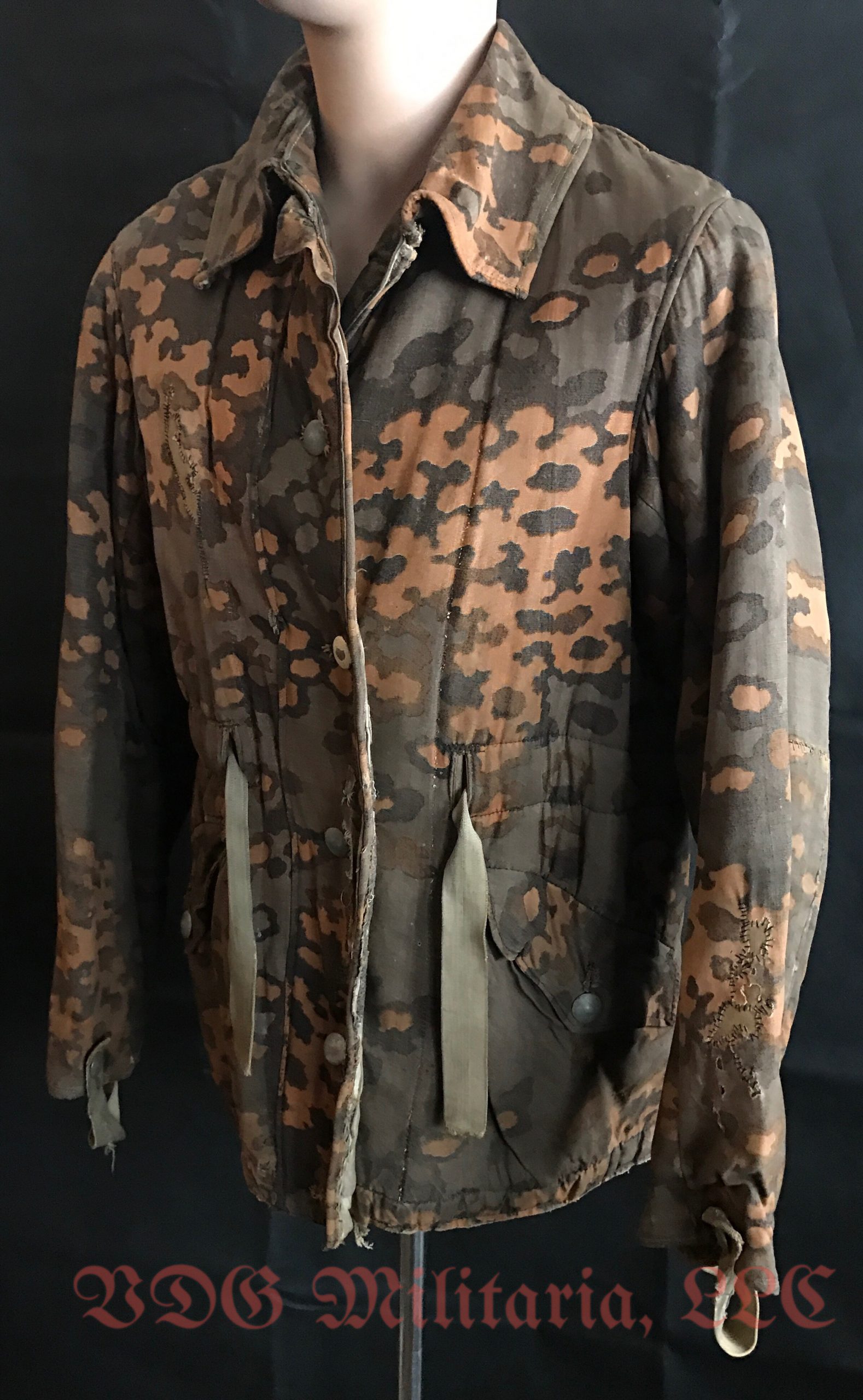 WW2 German Waffen-SS Fall Reversible Parka with modified collar and Combat Repairs - Image 6