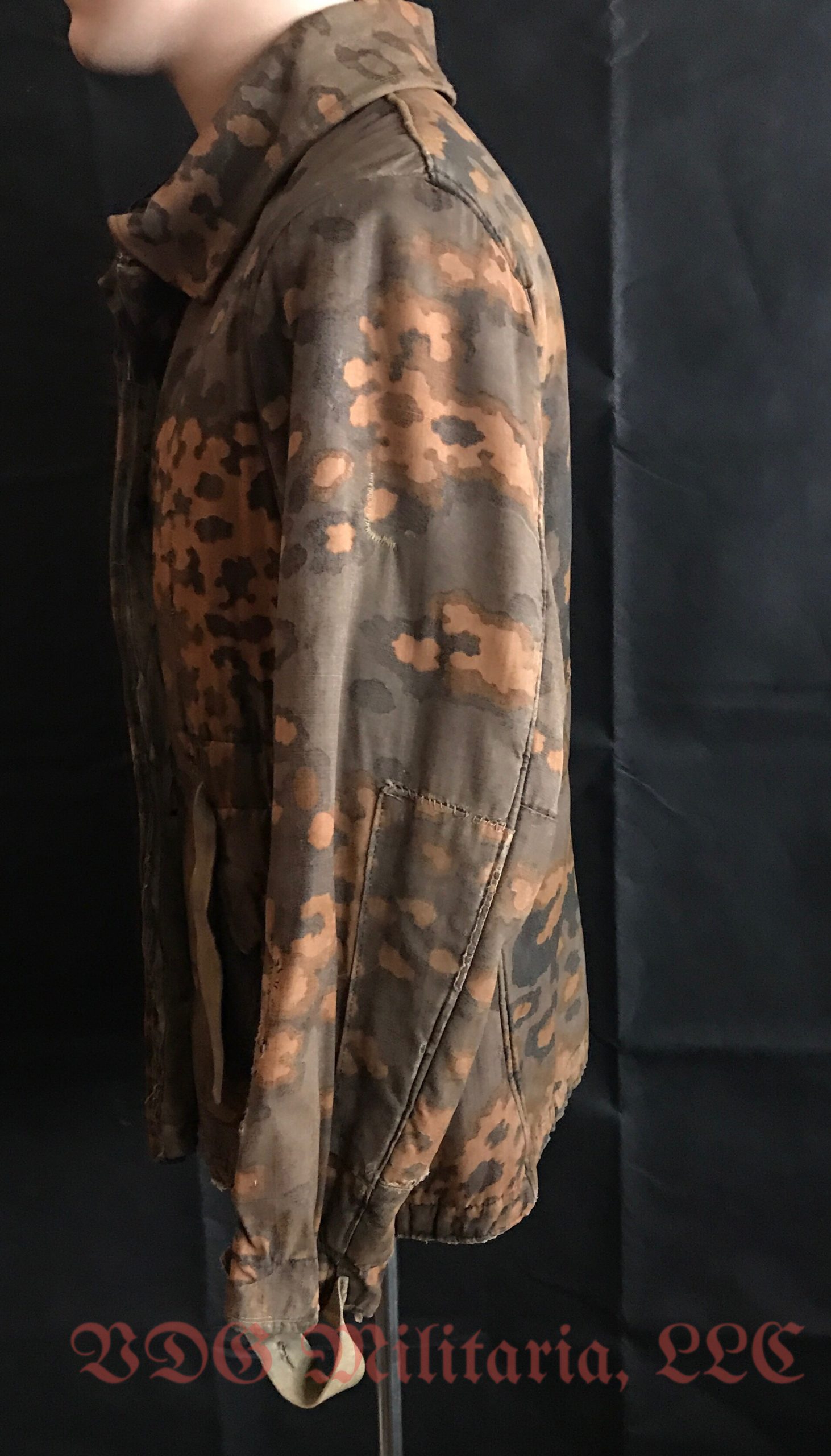 WW2 German Waffen-SS Fall Reversible Parka with modified collar and Combat Repairs - Image 7