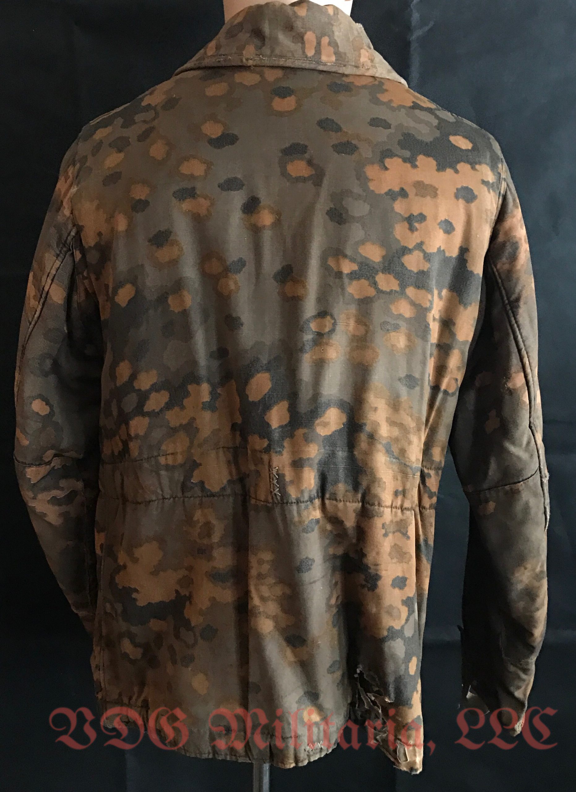 WW2 German Waffen-SS Fall Reversible Parka with modified collar and Combat Repairs - Image 8