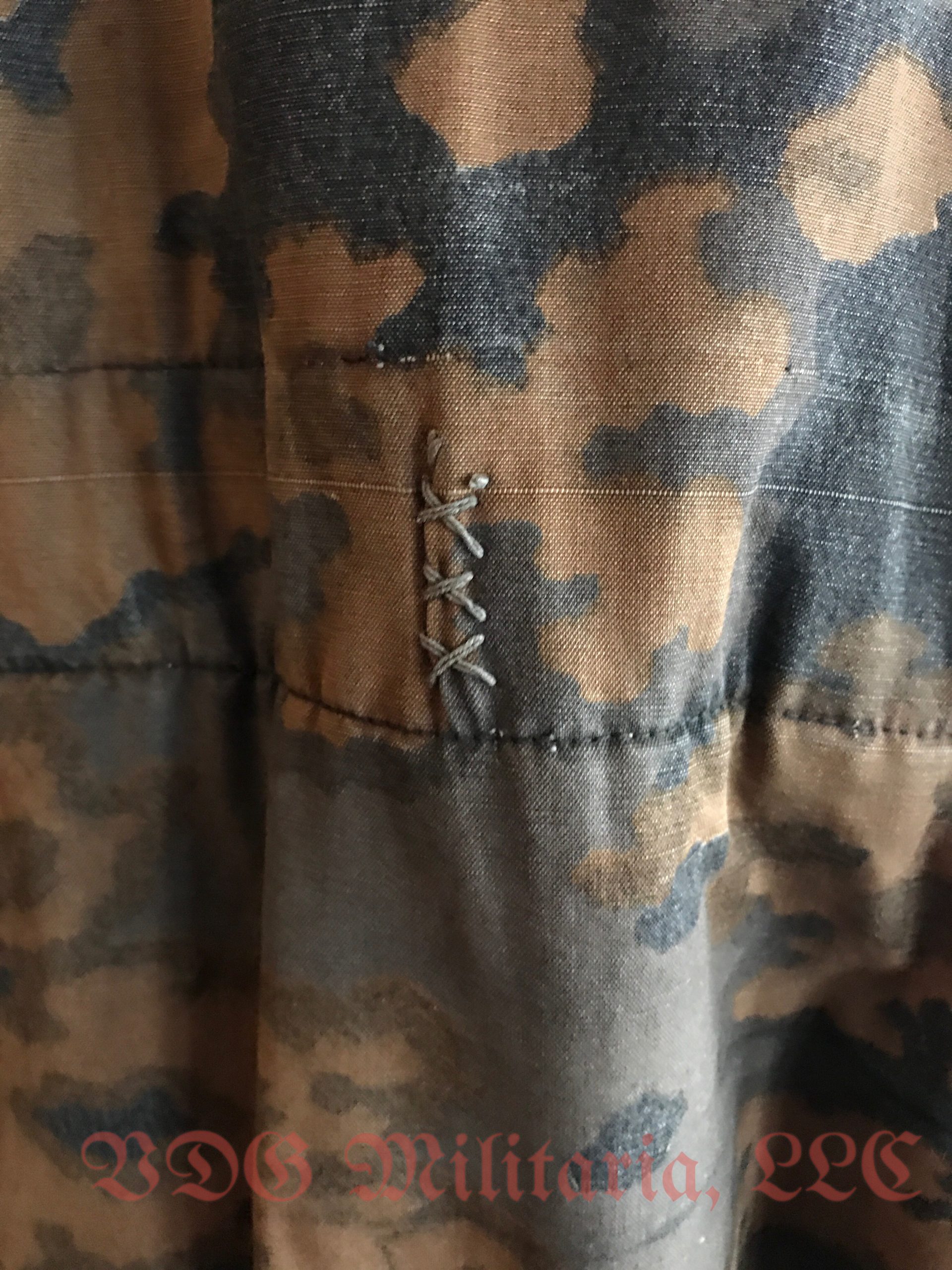 WW2 German Waffen-SS Fall Reversible Parka with modified collar and Combat Repairs - Image 9