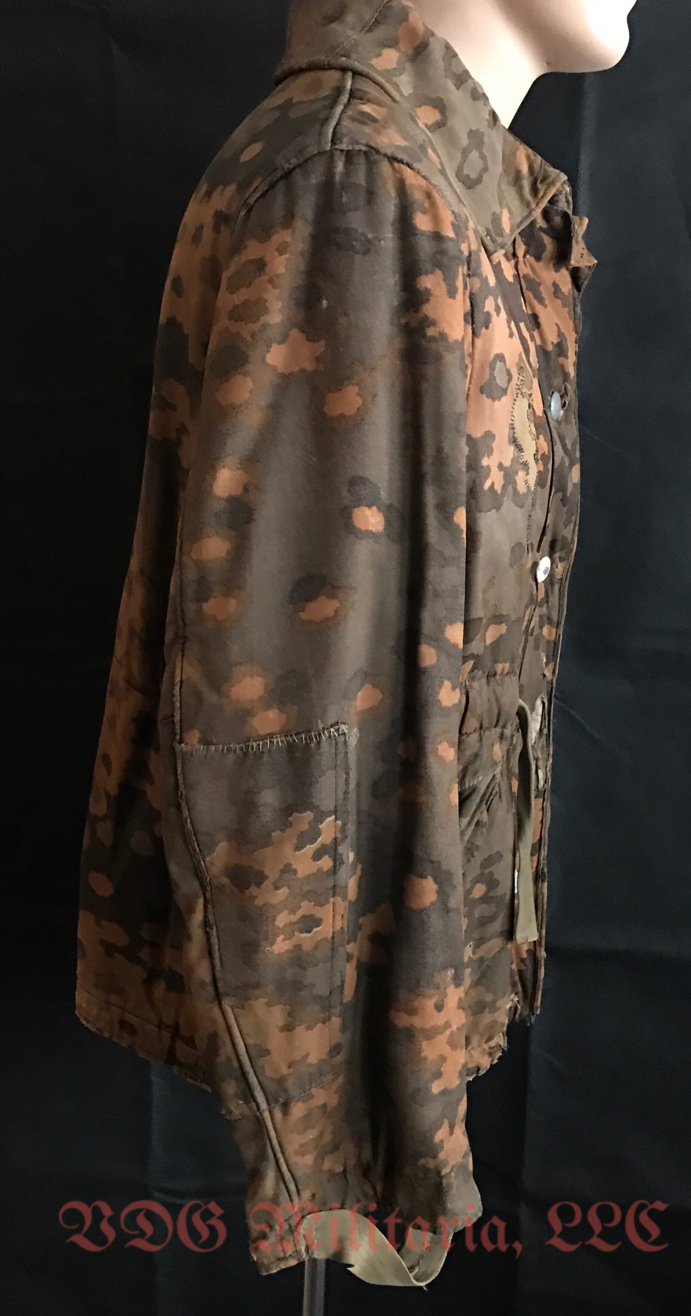WW2 German Waffen-SS Fall Reversible Parka with modified collar and Combat Repairs - Image 11