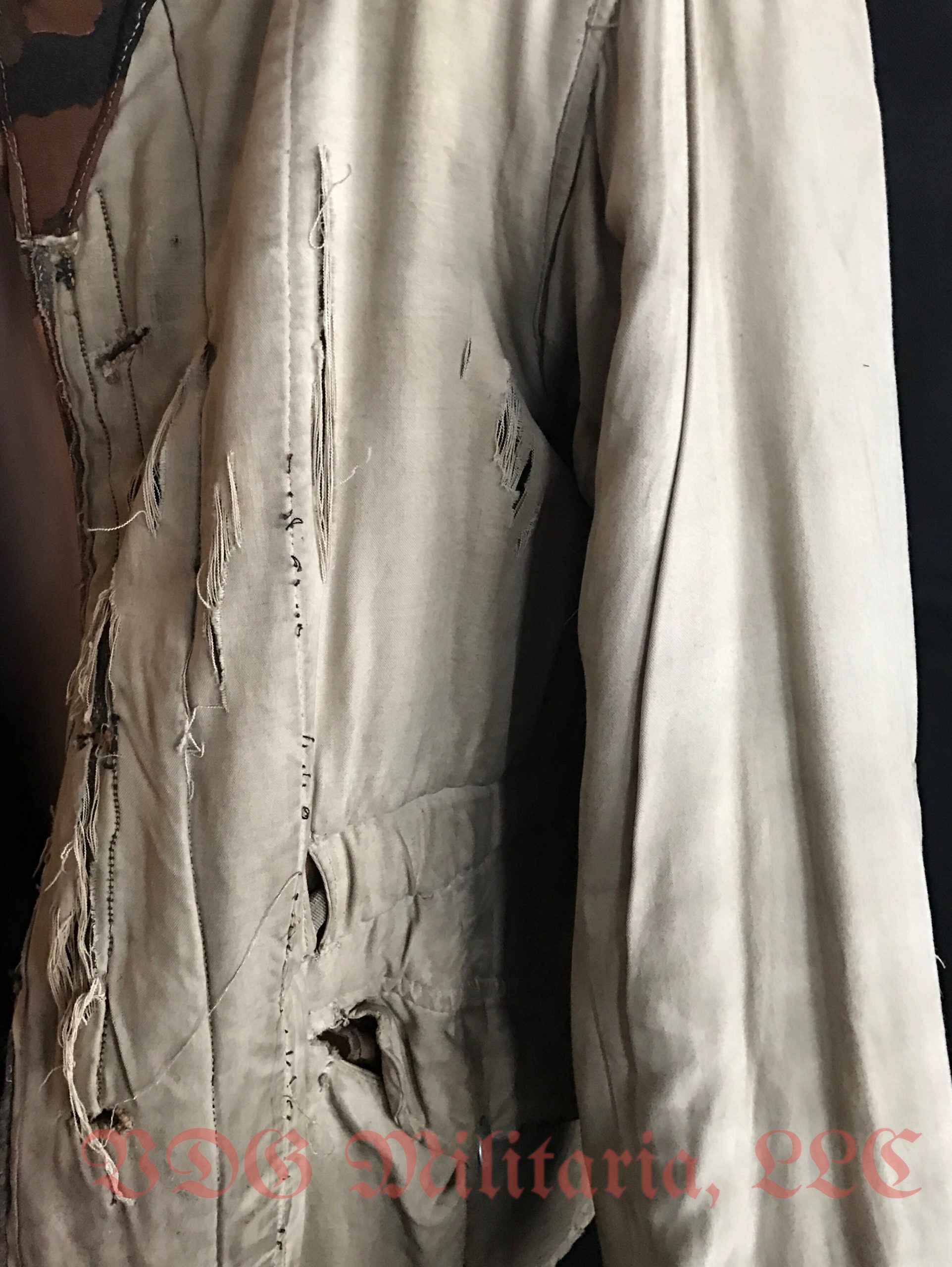 WW2 German Waffen-SS Fall Reversible Parka with modified collar and Combat Repairs - Image 18