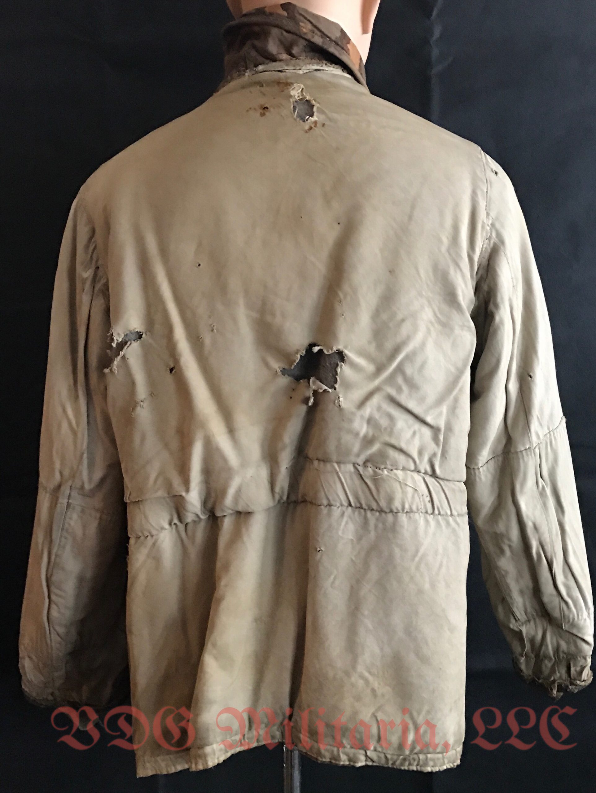 WW2 German Waffen-SS Fall Reversible Parka with modified collar and Combat Repairs - Image 20