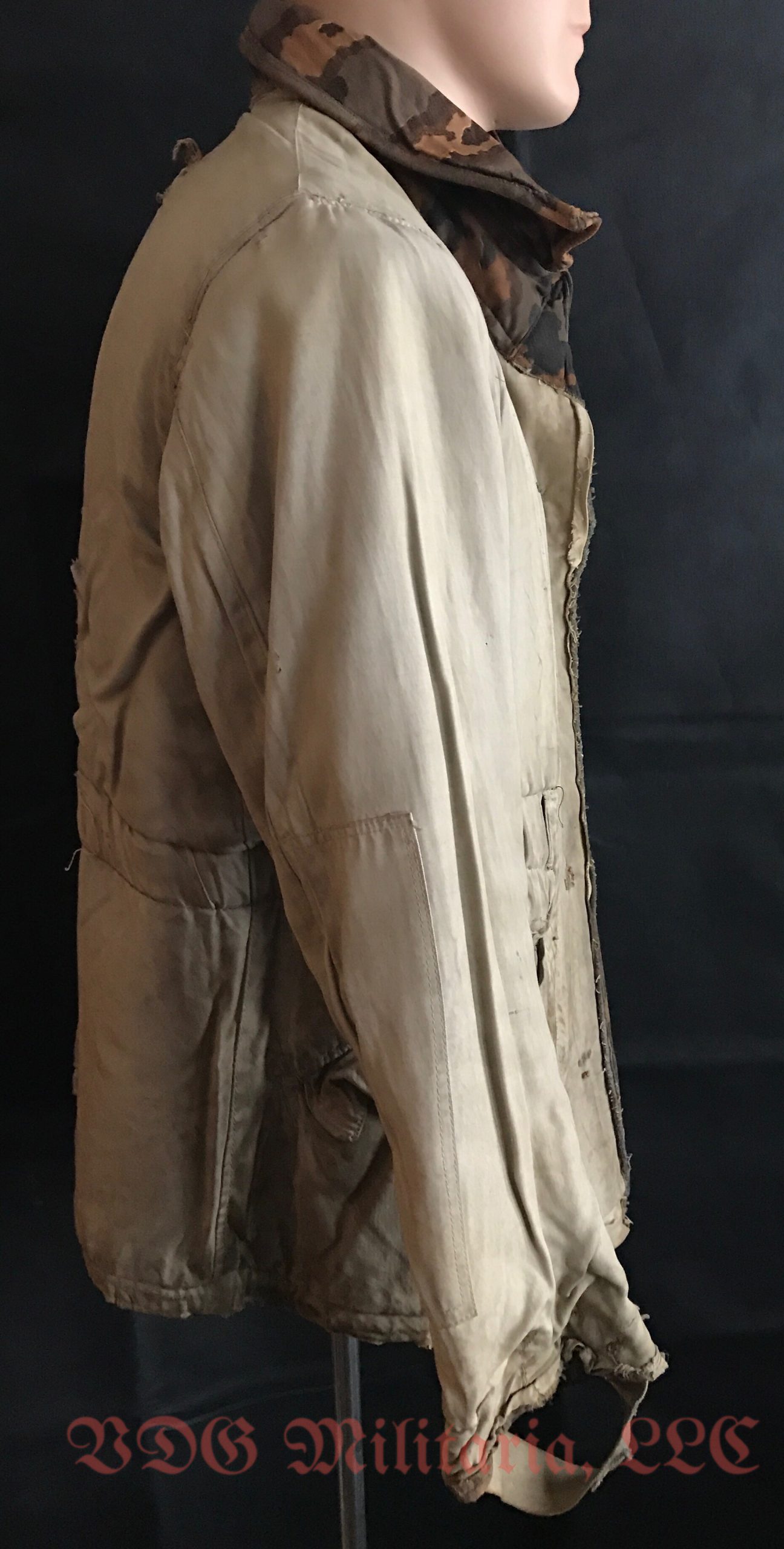 WW2 German Waffen-SS Fall Reversible Parka with modified collar and Combat Repairs - Image 22
