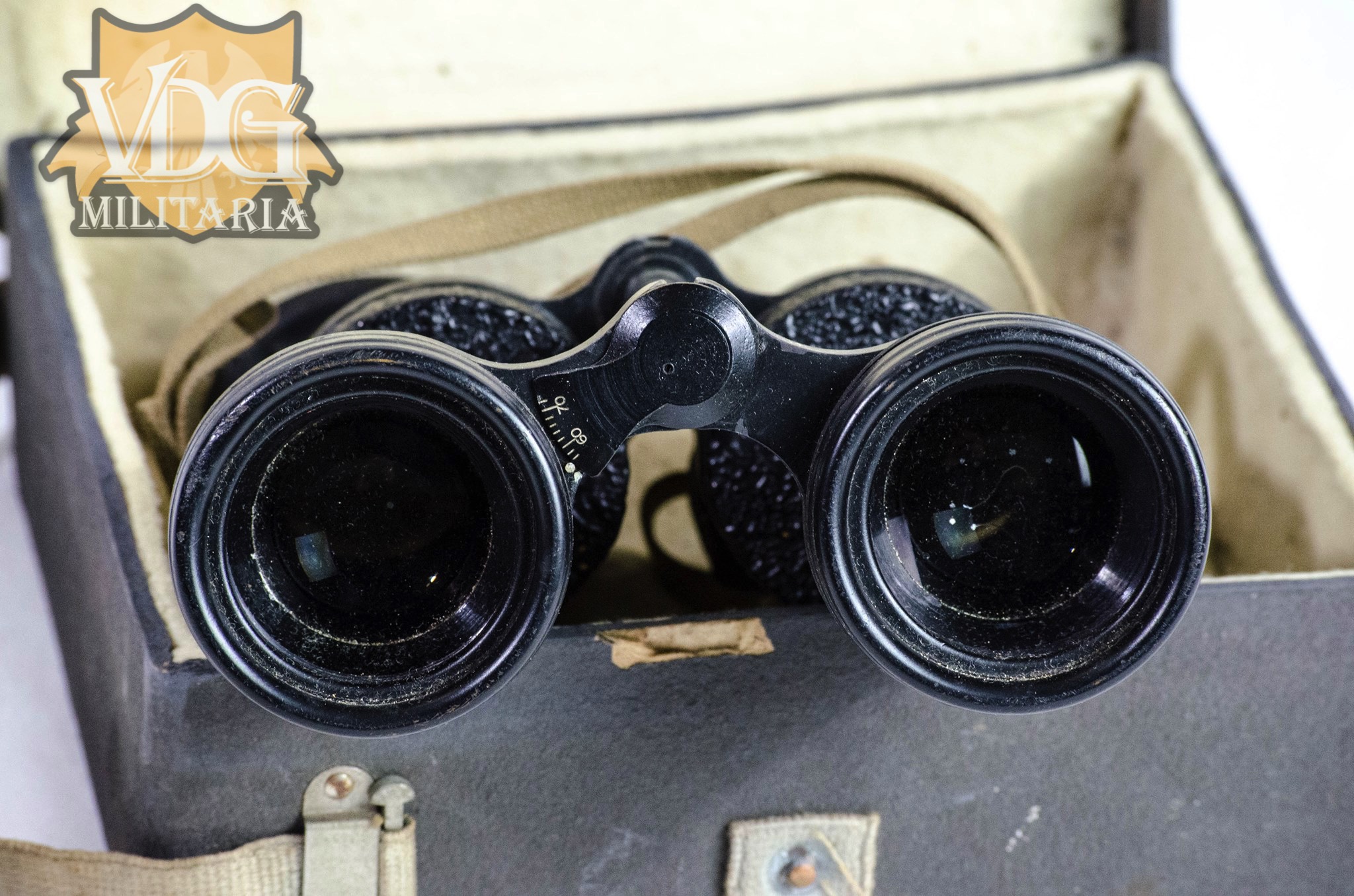 WW2 British RAF Ross of London 5x40 Night Binoculars Stamped x5 Bino Prism MkIV No7180 and 6E/383 B under with Case - Image 7
