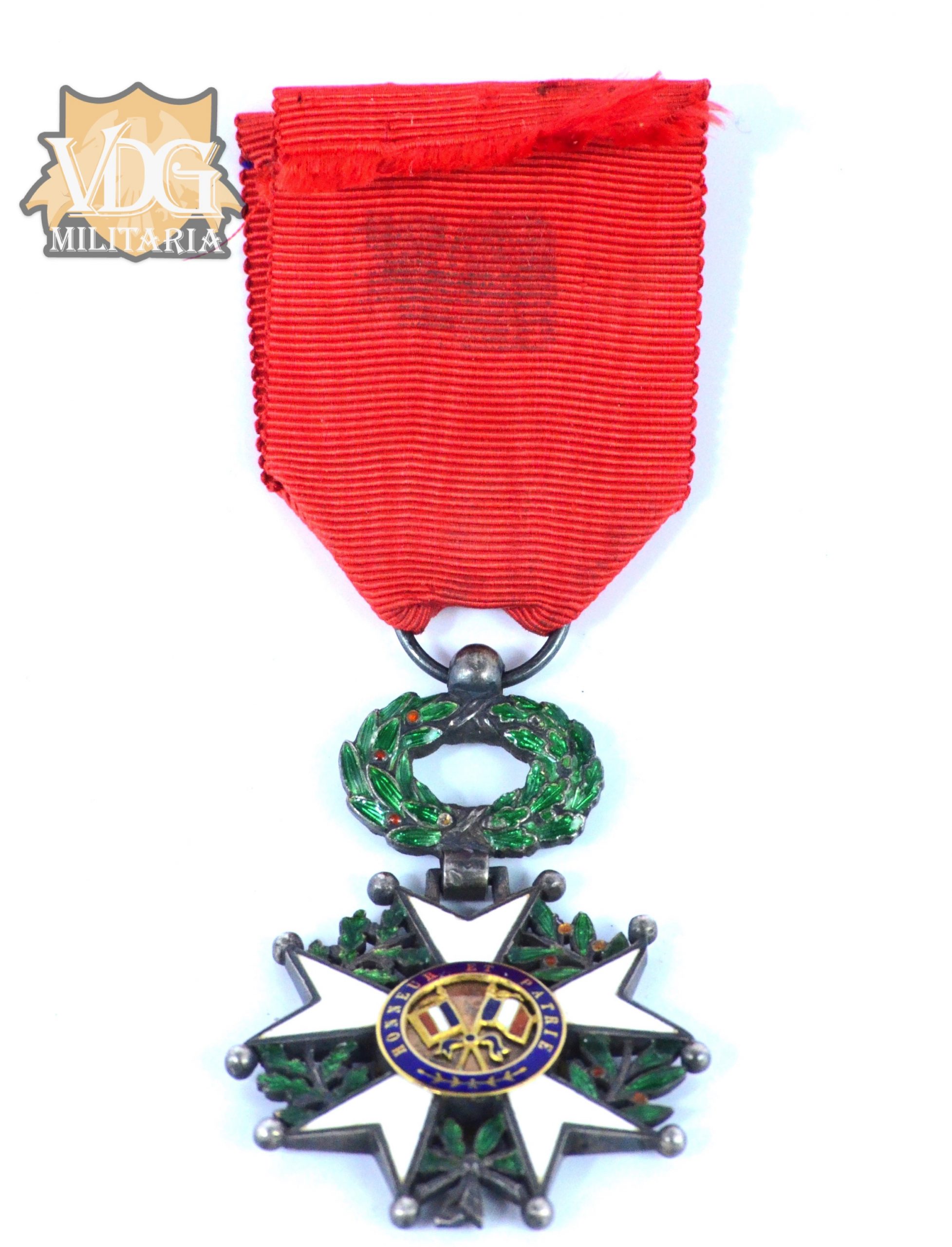 WW1/WW2 Era French "The Legion of Honour" Medal - Image 2