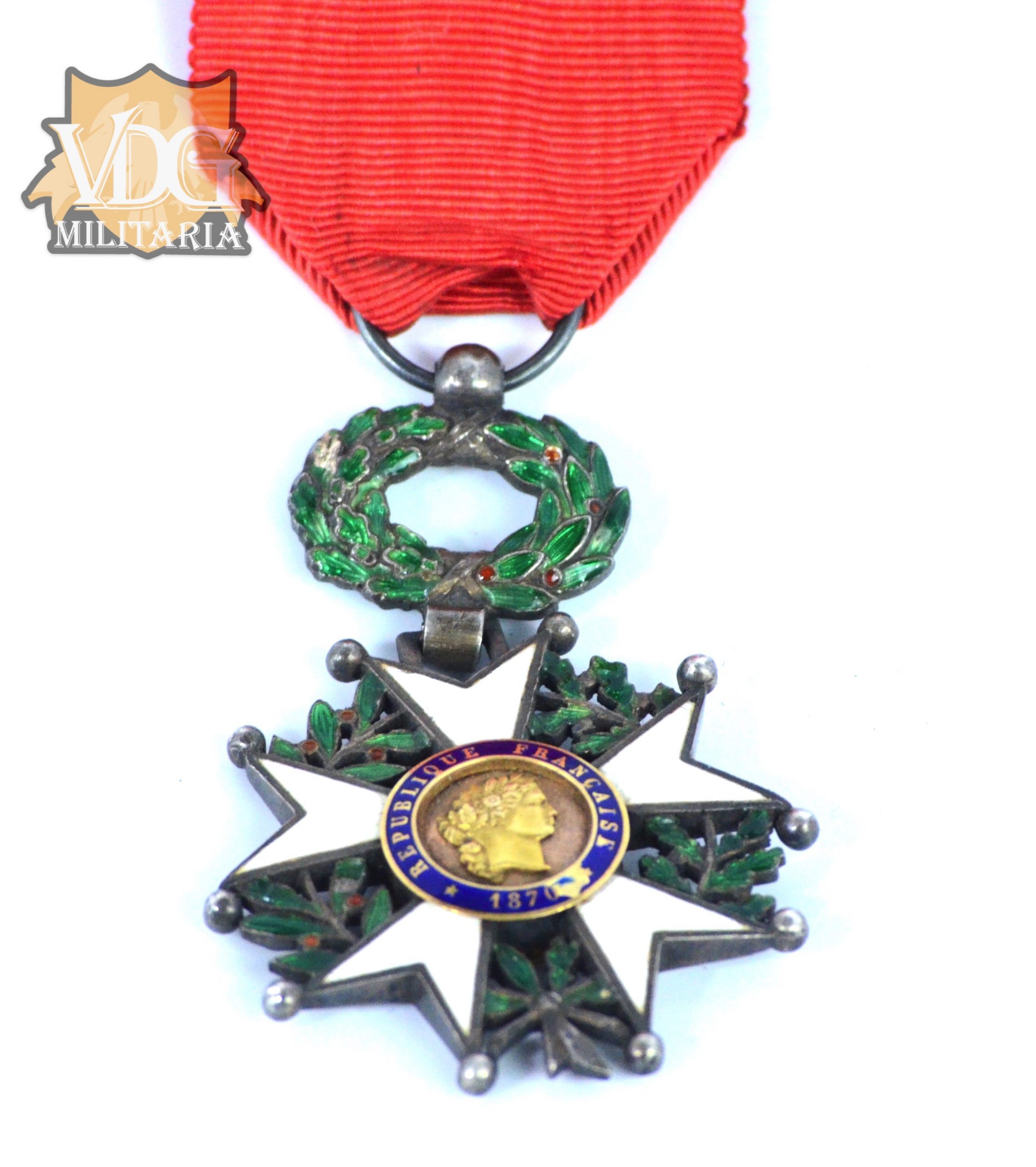 WW1/WW2 Era French "The Legion of Honour" Medal - Image 4