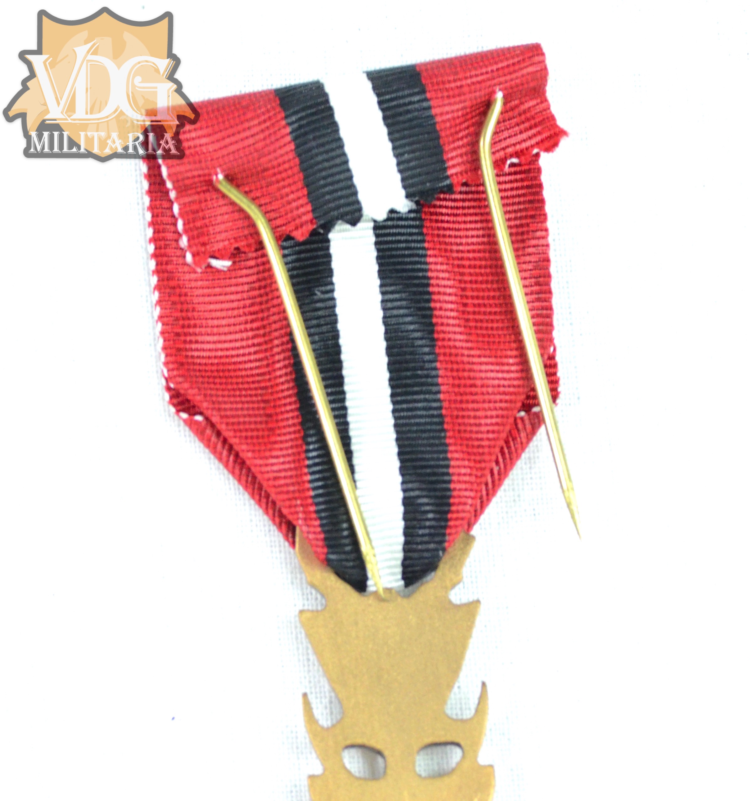 Syrian Medal of Honour Medal - Image 7
