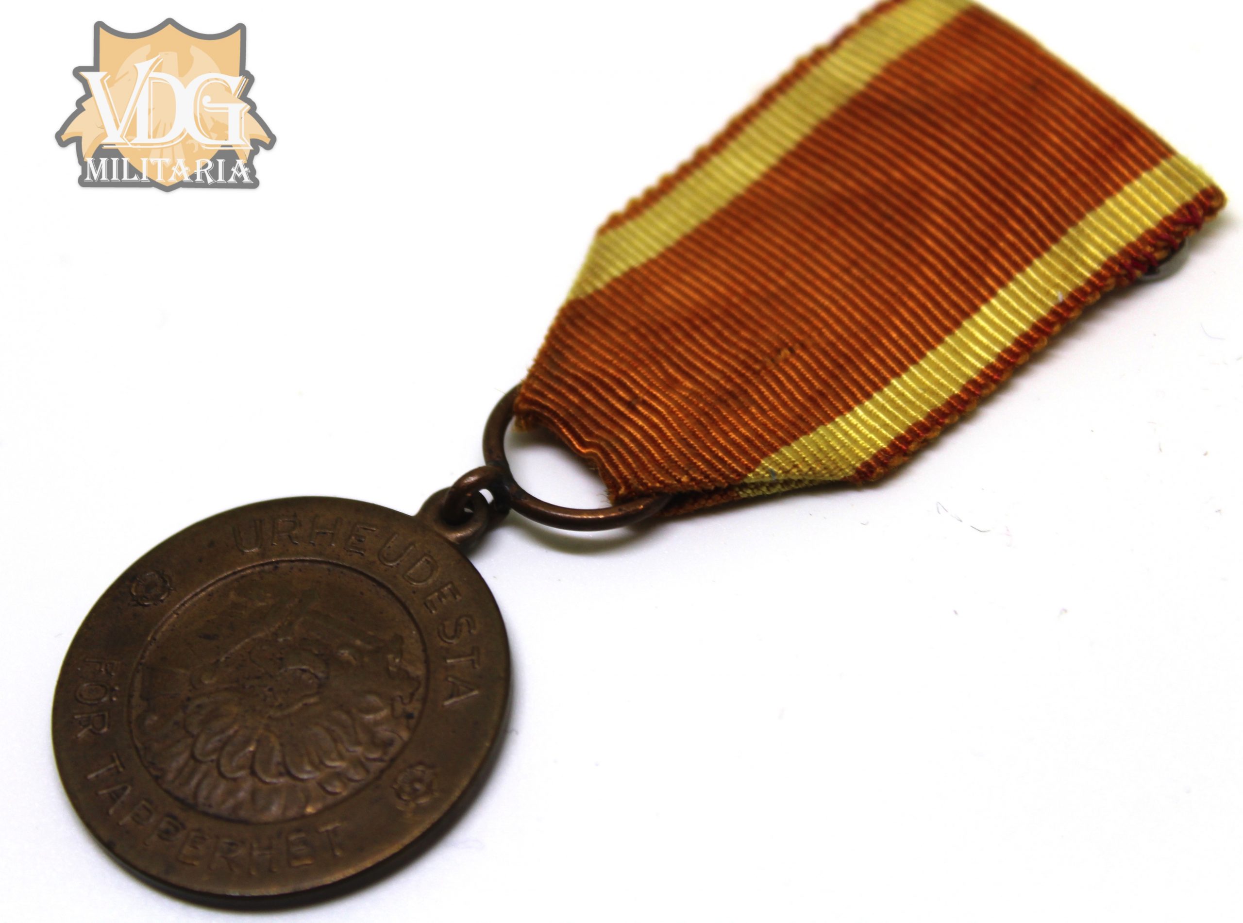 WW2 Era Finland Medal of Liberty 2nd Class 1941 Medal "Urheudesta För Tapperhet" - Image 6
