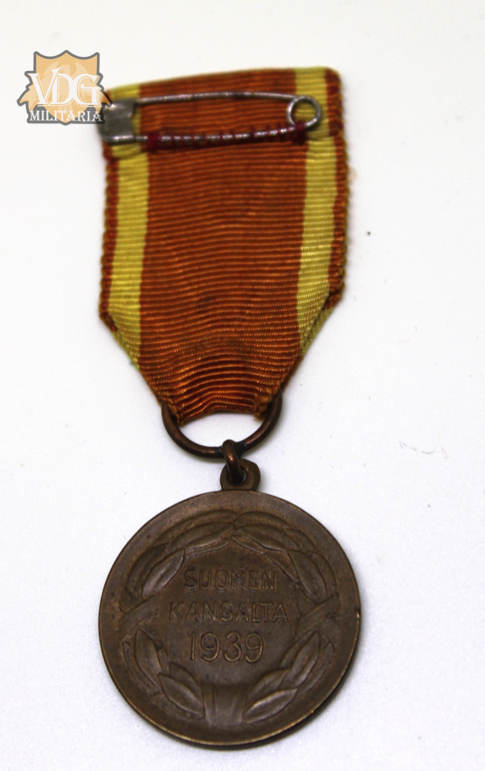 WW2 Era Finland Medal of Liberty 2nd Class 1941 Medal "Urheudesta För Tapperhet" - Image 5