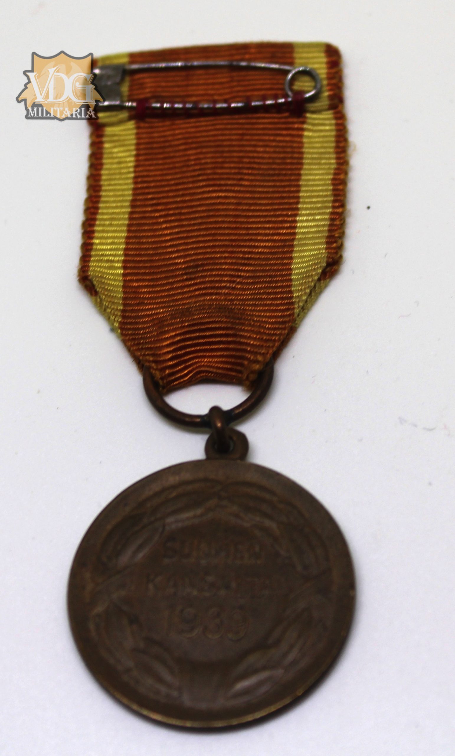 WW2 Era Finland Medal of Liberty 2nd Class 1941 Medal "Urheudesta För Tapperhet" - Image 4