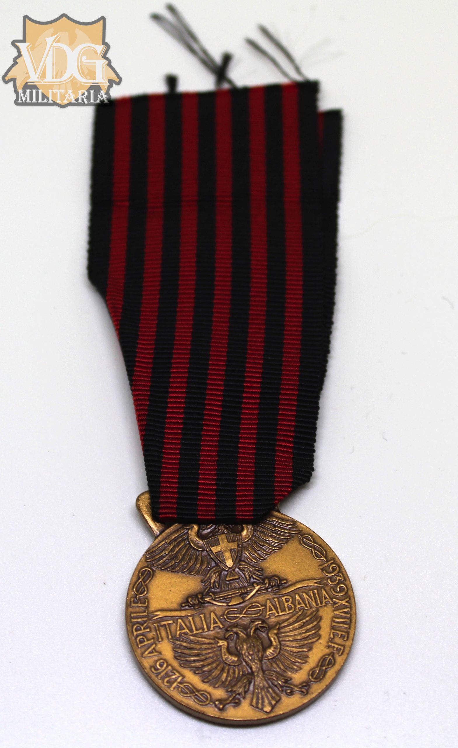 WW2 Era Italian Expedition to Albania Campaign Medal - Image 3
