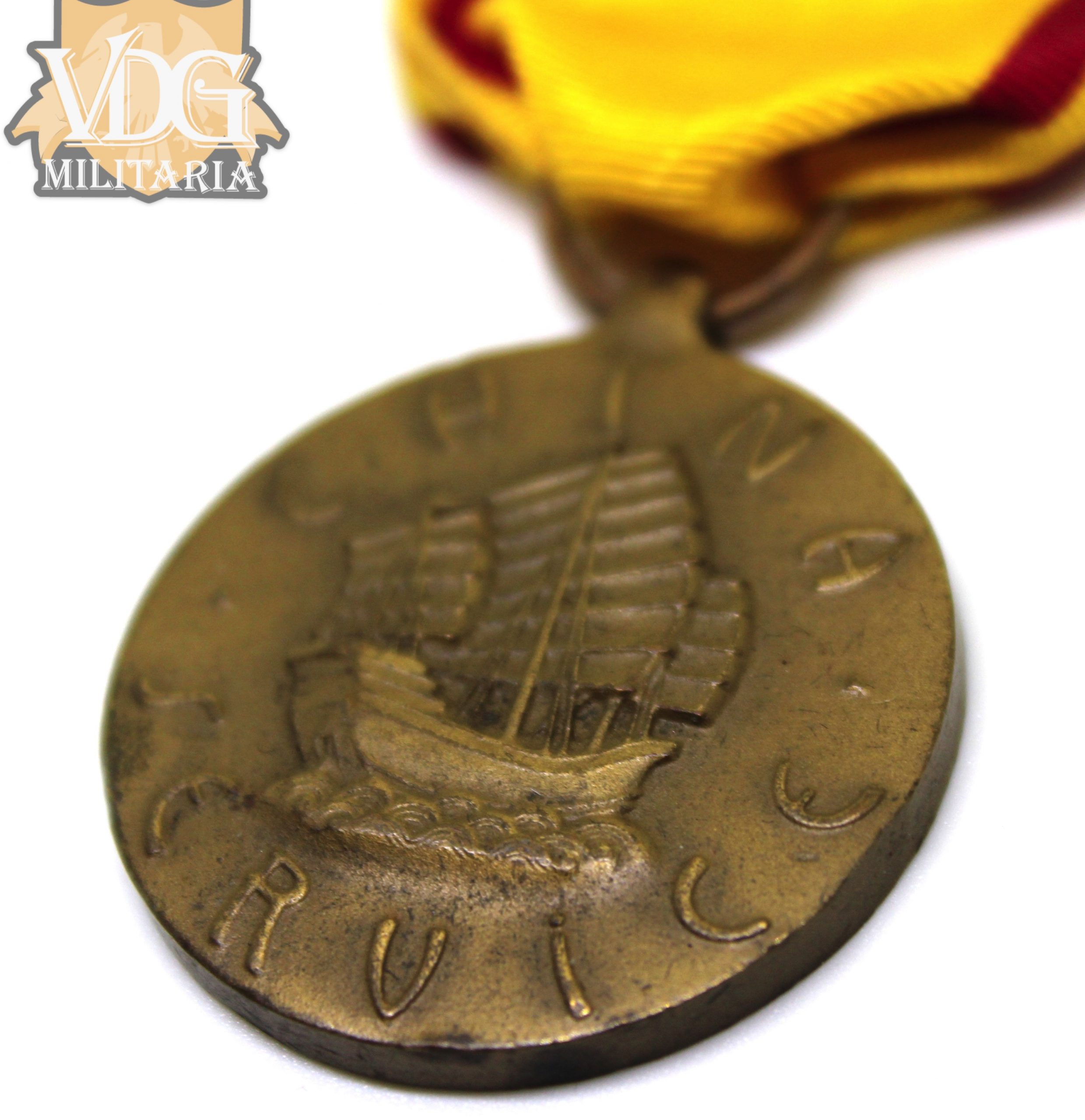 US Navy China Service Medal-Crimp Brooch - Image 2
