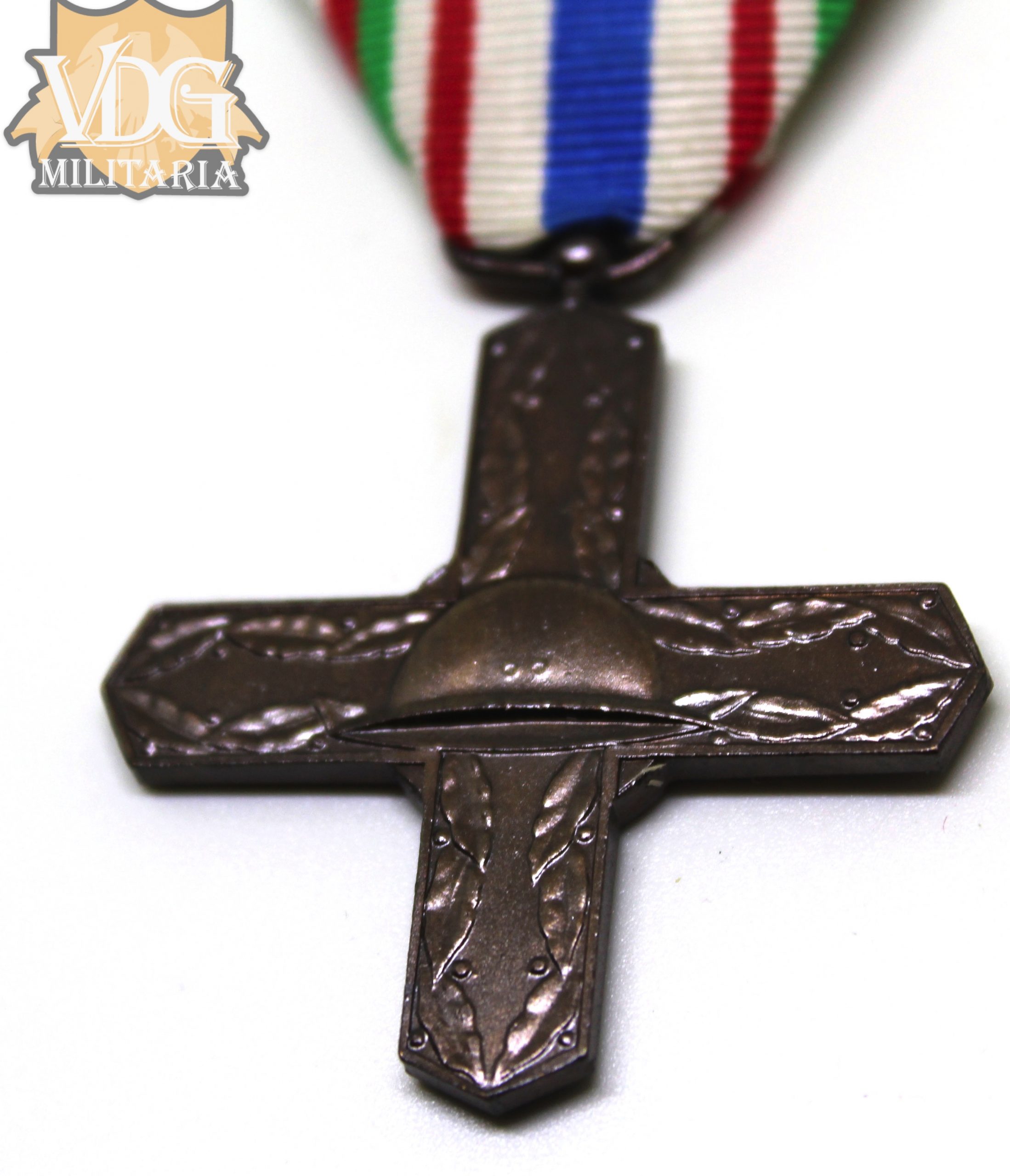 WW1 Italian Order of Vittorio Veneto Veterans Medal - Image 3
