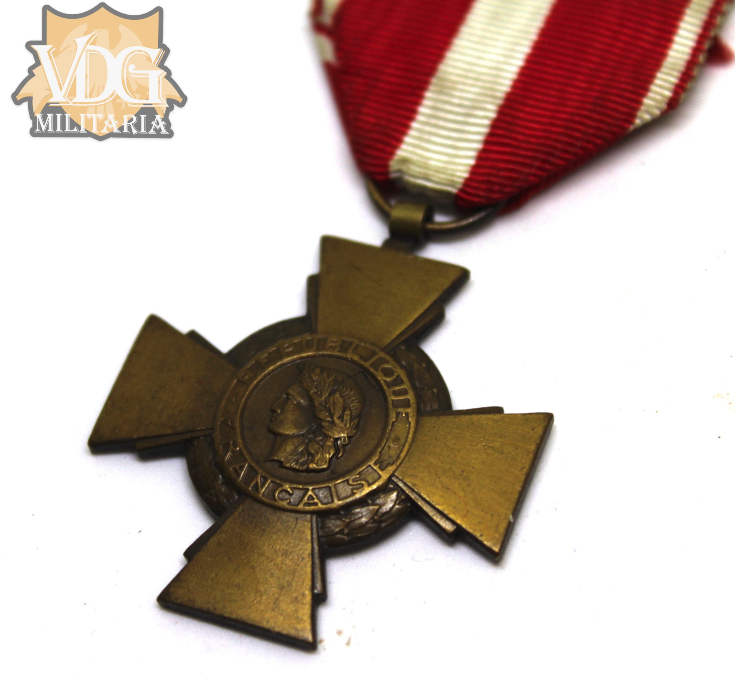 French Cross of Military Valour Medal - Image 7