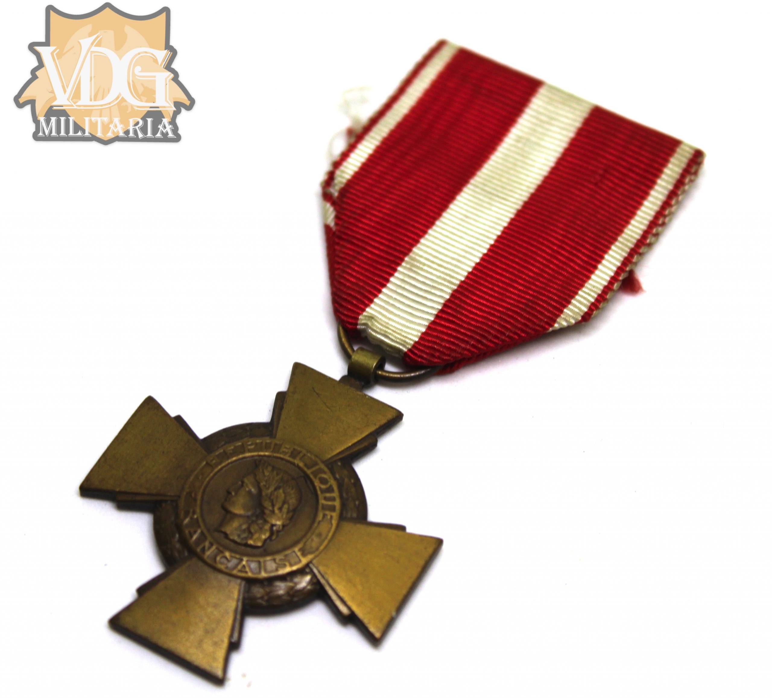 French Cross of Military Valour Medal - Image 6