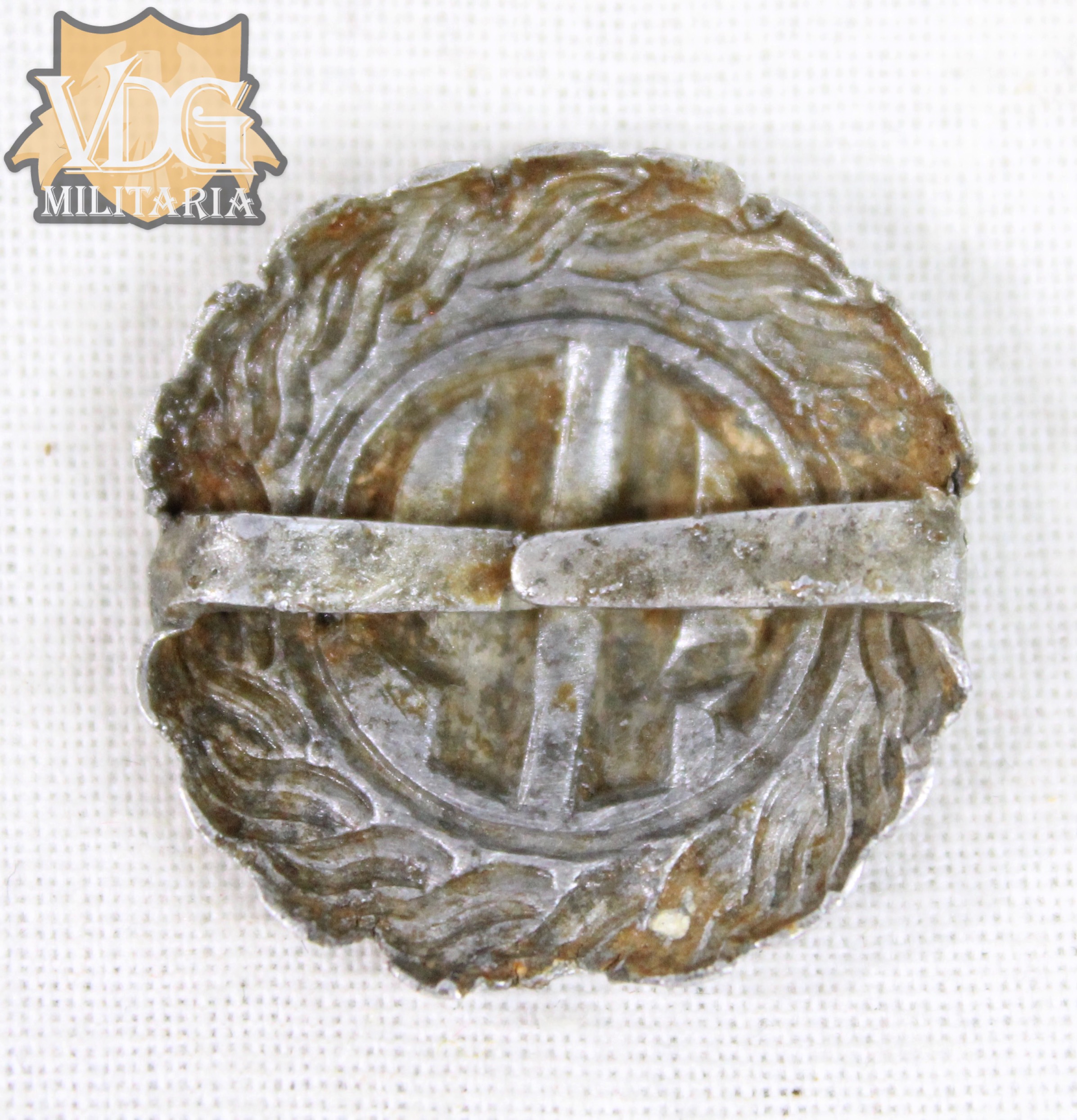 WW2 Croatian Utasha Cap Badge - Image 2