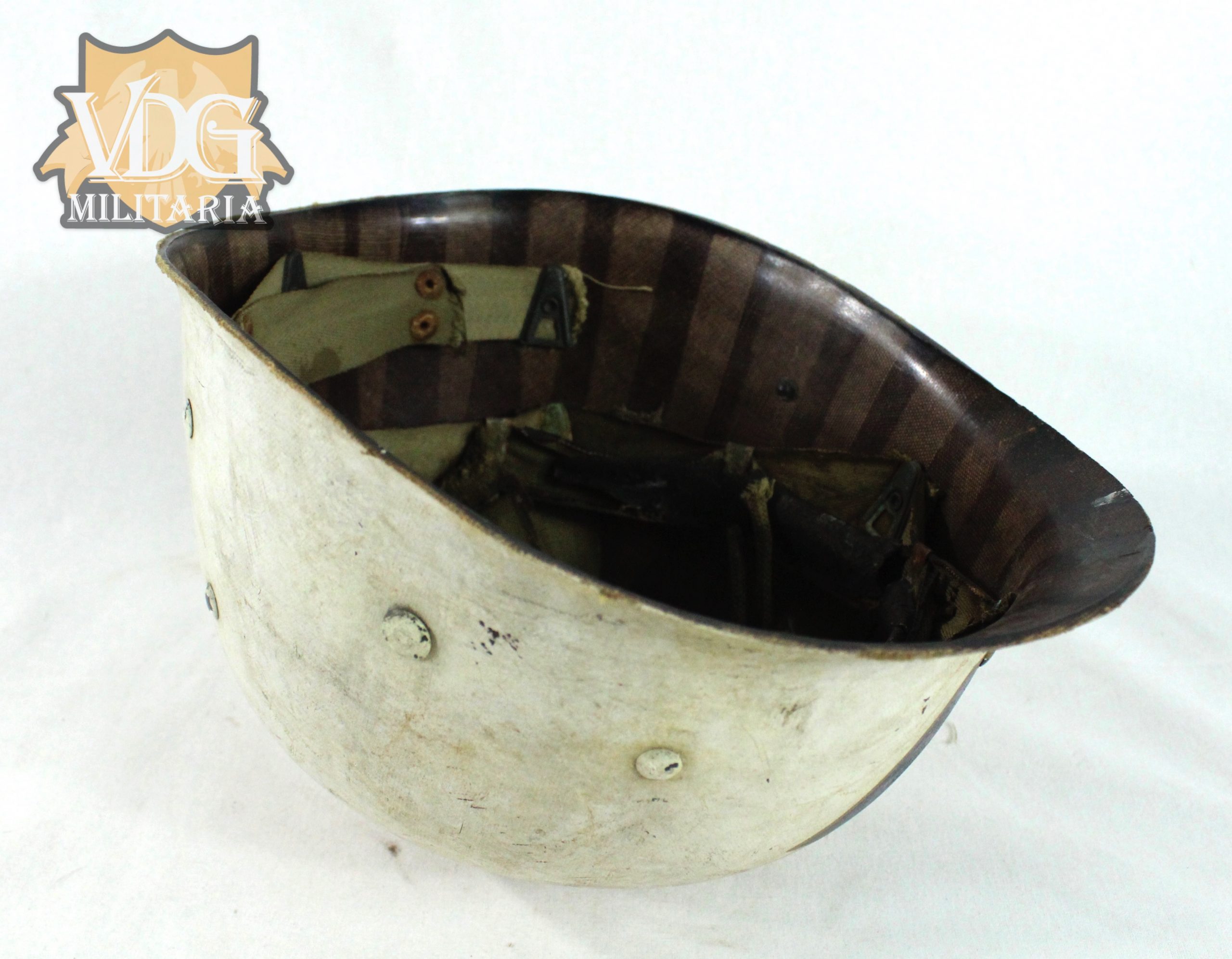 Korean War Era US Army Pennsylvania 372nd National Guard Firestone 1951 M1 Helmet Liner - Image 6