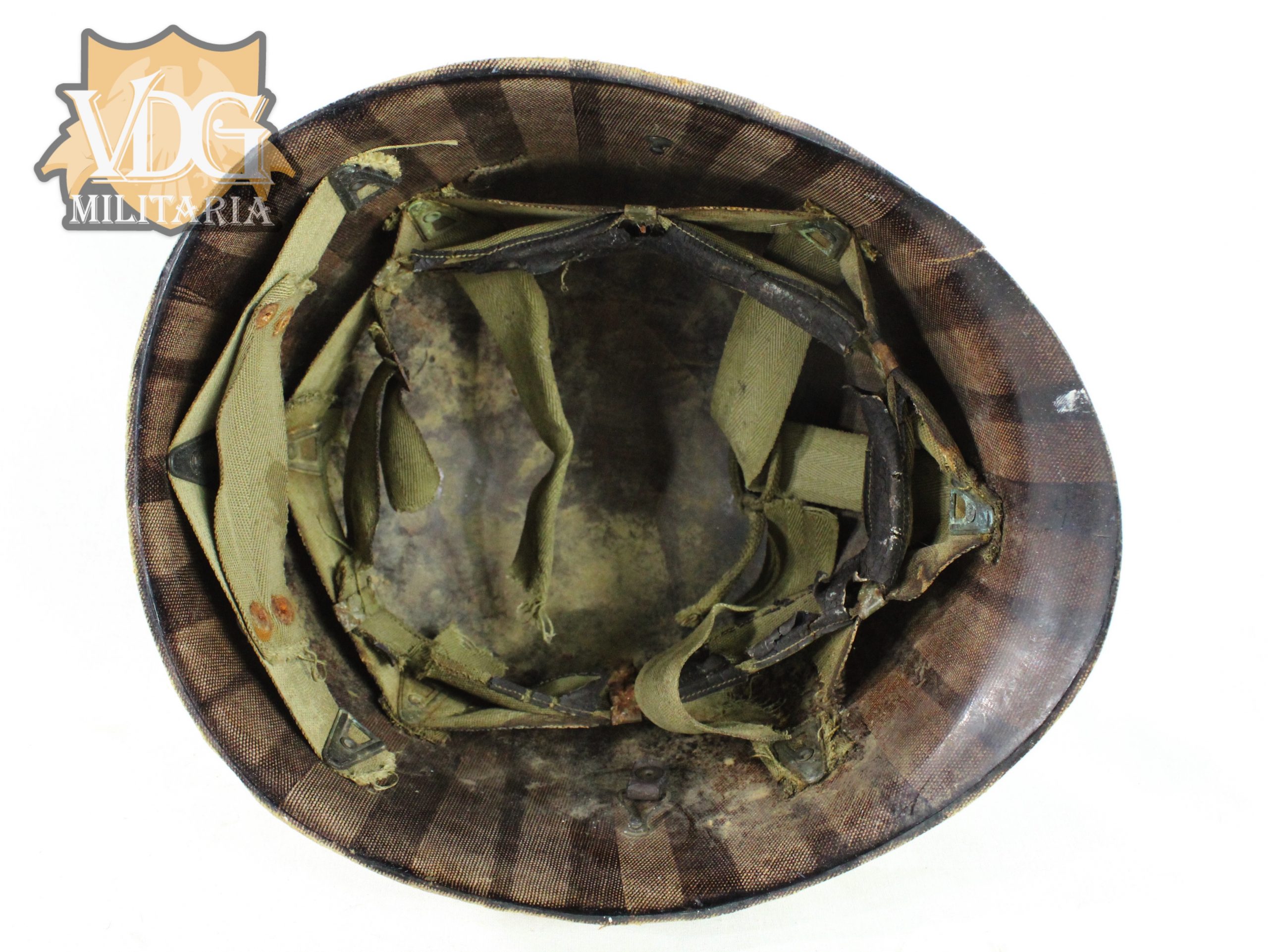 Korean War Era US Army Pennsylvania 372nd National Guard Firestone 1951 M1 Helmet Liner - Image 8