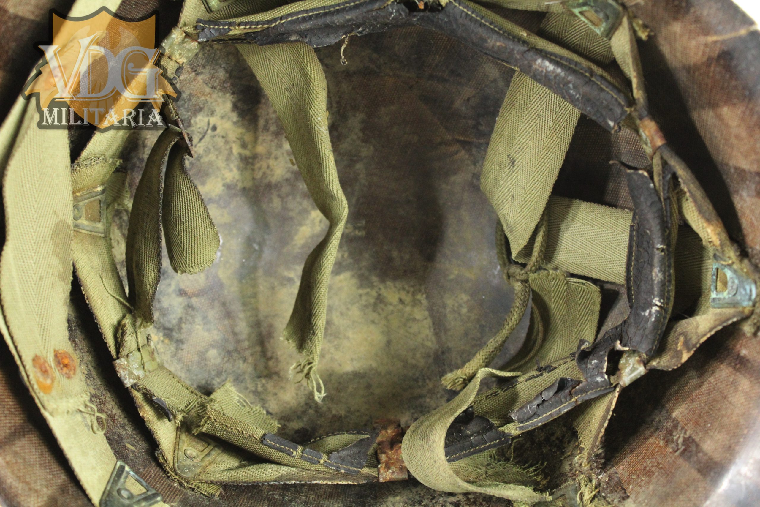 Korean War Era US Army Pennsylvania 372nd National Guard Firestone 1951 M1 Helmet Liner - Image 9