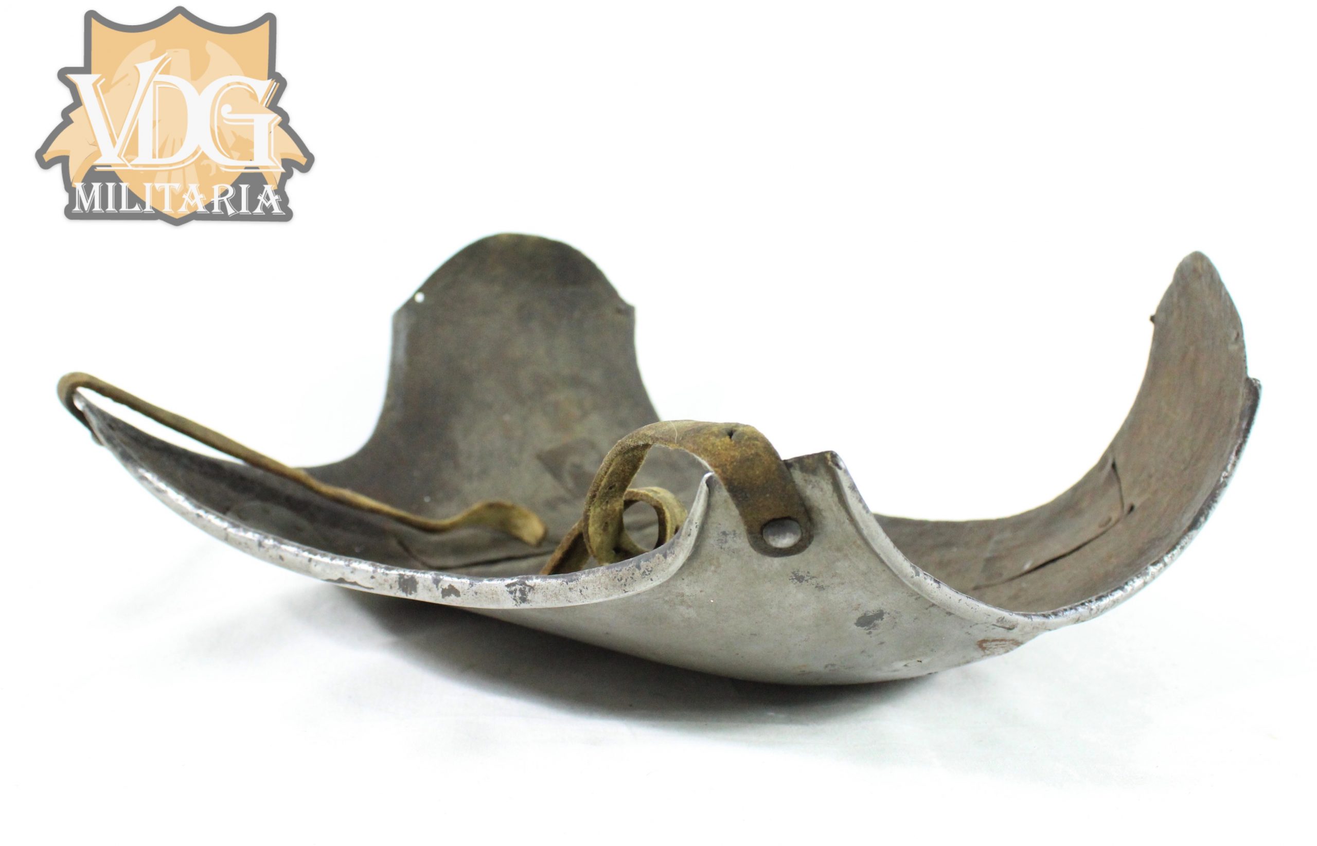 Knights of Hospitaller Armor Back Plate - Image 16
