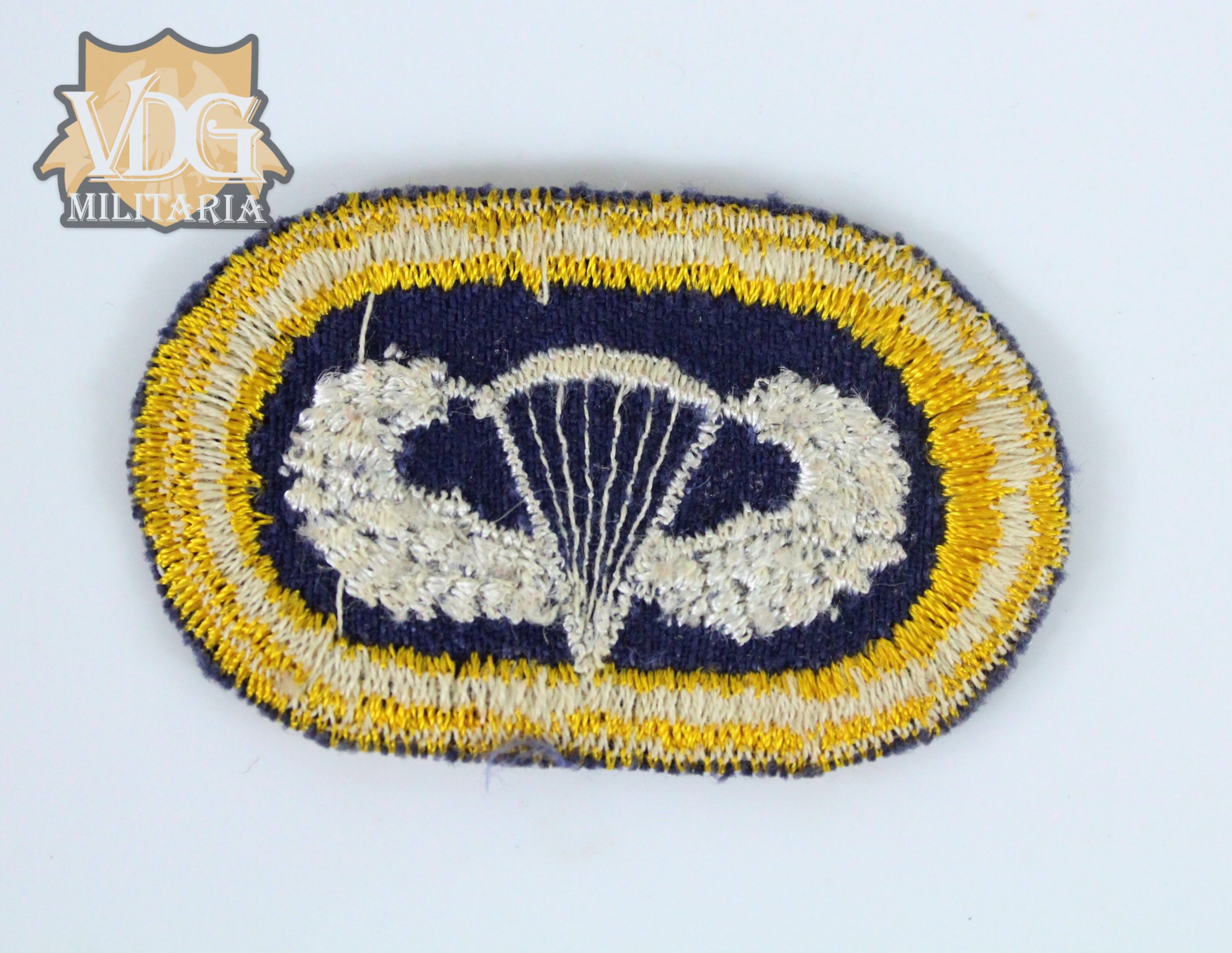 WWII Era 82nd Airborne 504 Para Infantry With Jump Wings Oval - Image 2