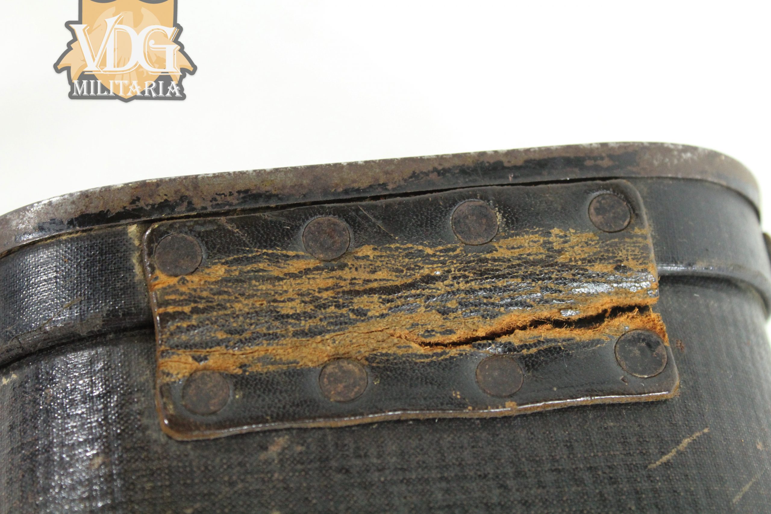 WW1 German Fernglas 08 Field Binoculars with Original Case - Image 15