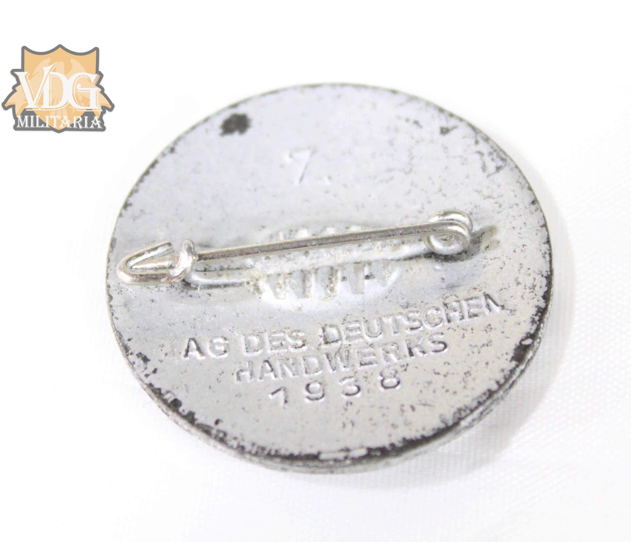 WW2 German "Tag des deutschen Handwerks 1938" Tinnie - Image 2