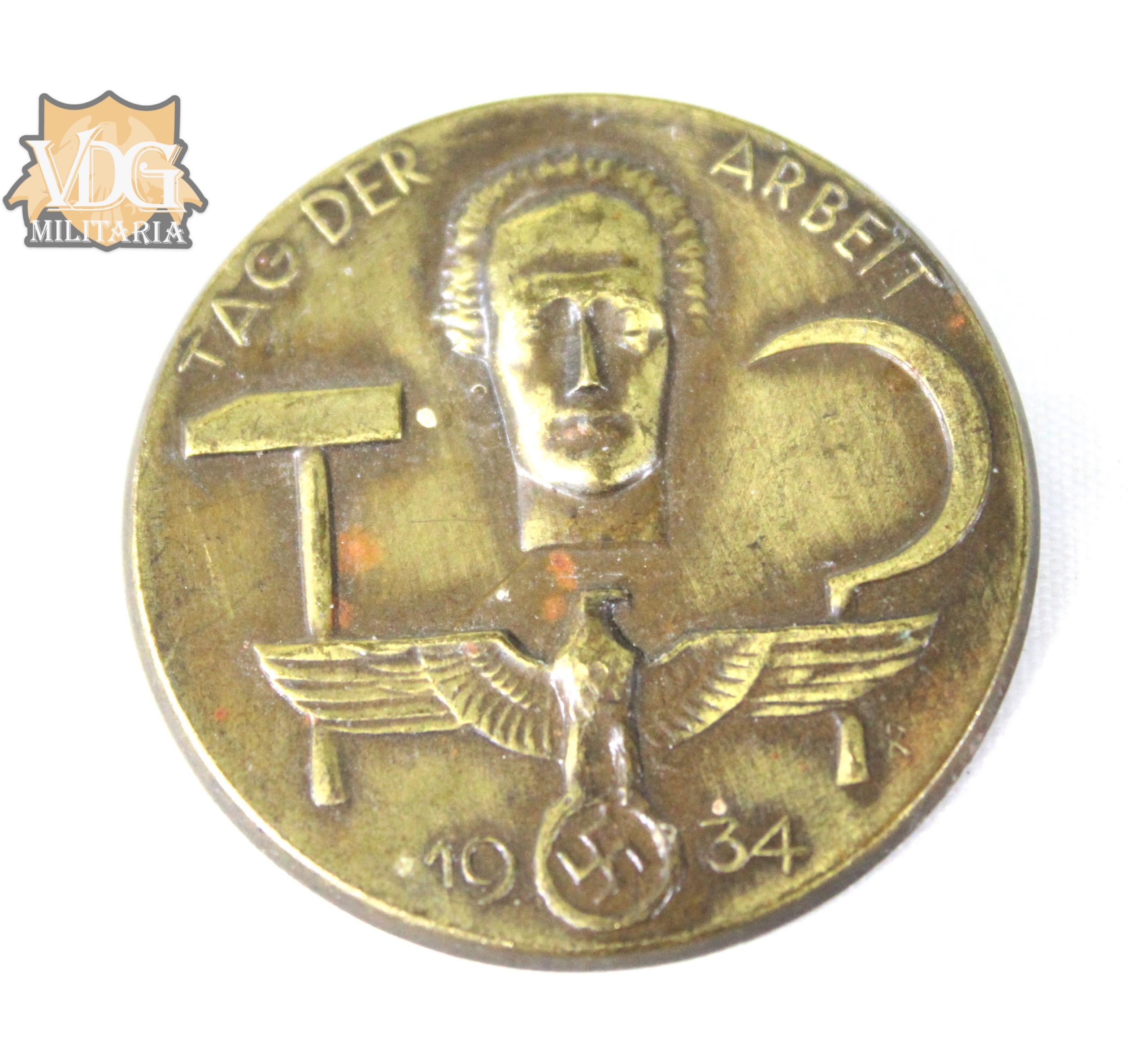 WW2 German Tag Der Arbeit 1934 Tinnie-MM #157