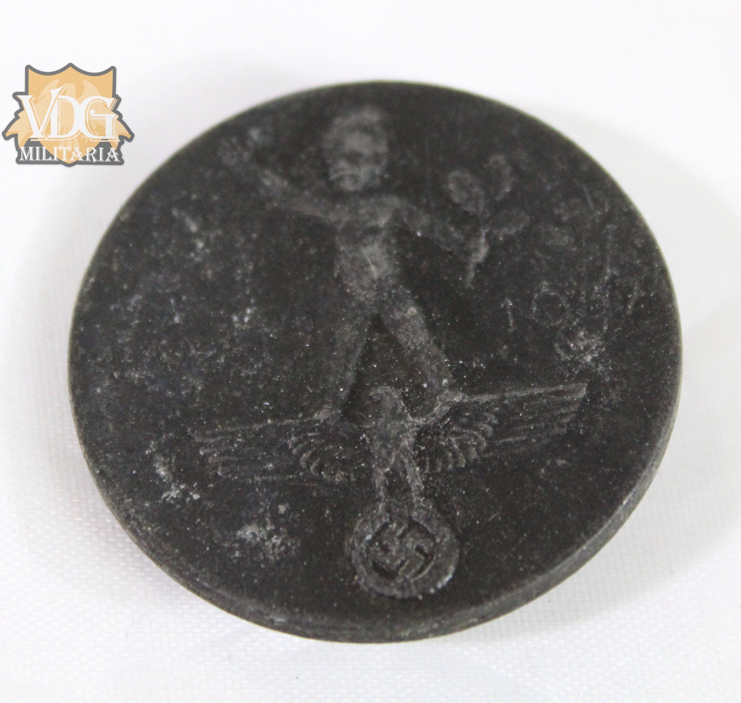 WW2 German 1 Mai 1937 Tinnie-W. Redo