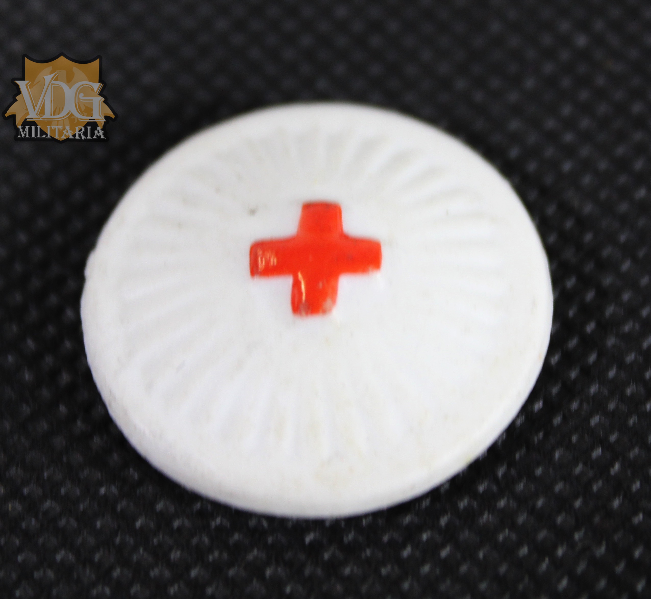 WW2 German Porcelain Red Cross Badge