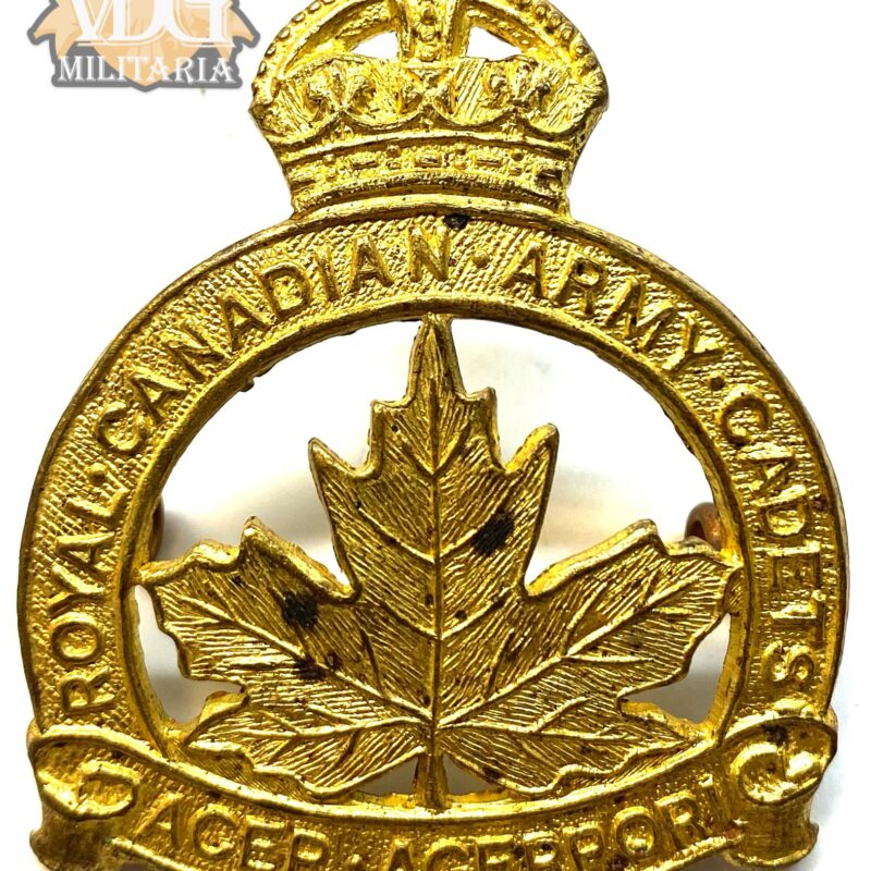 WW2 Era Royal Canadian Army Cadets Cap Badge