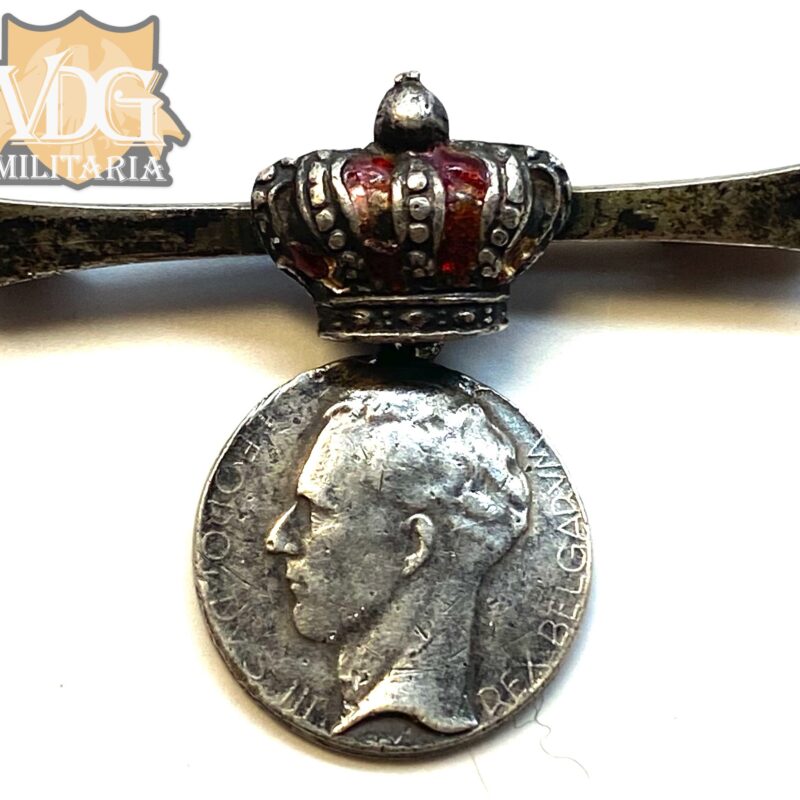 WW2 Era British King George VI Pin