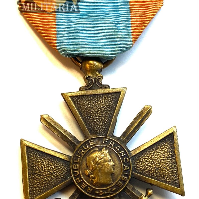 French Croix de guerre des théâtres d'opérations extérieures Medal